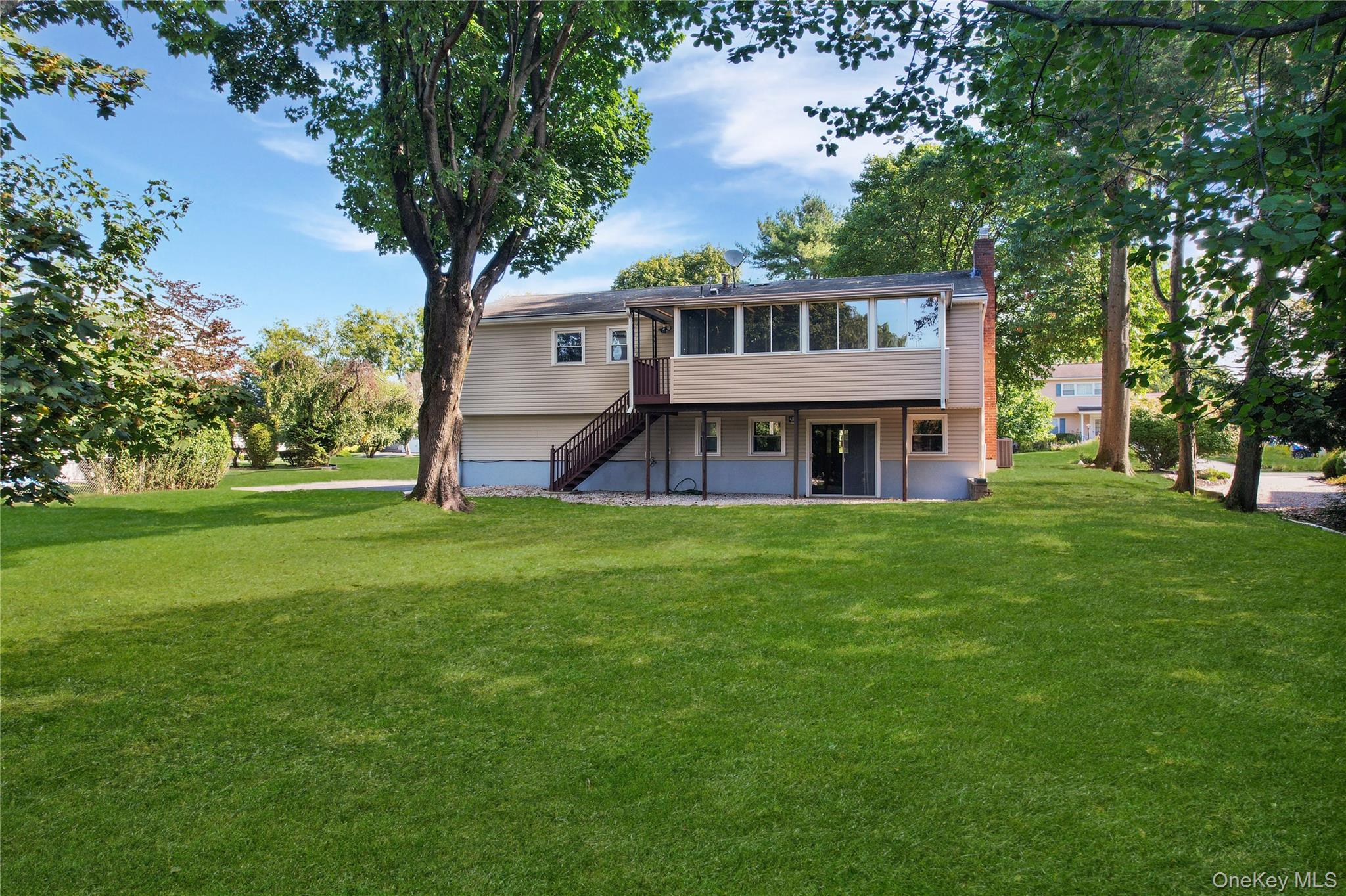 #5 photo, 11 Mein Drive, New City , NY 10956