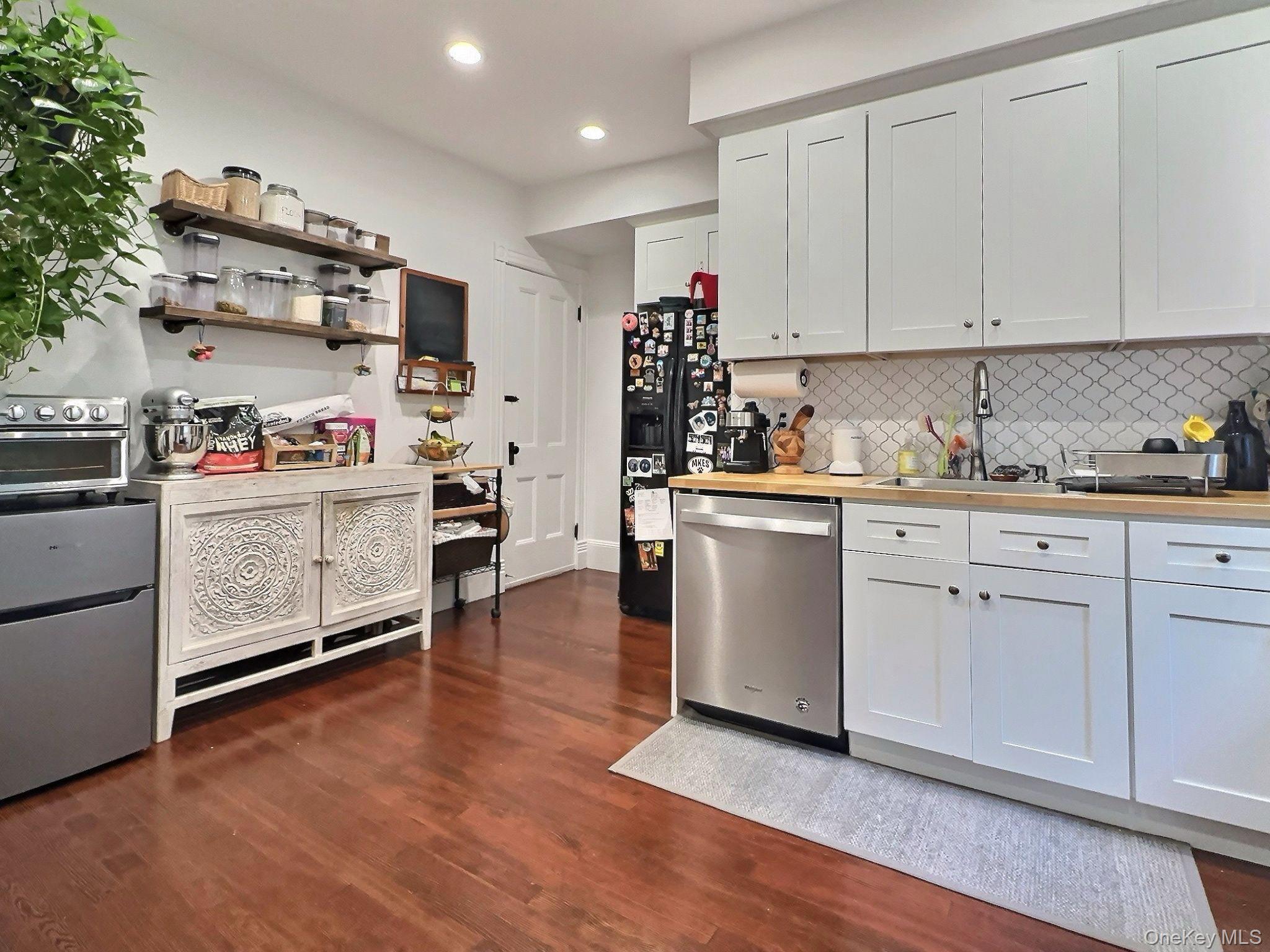 #16 photo, 199 Grove Street, Mount Kisco , NY 10549