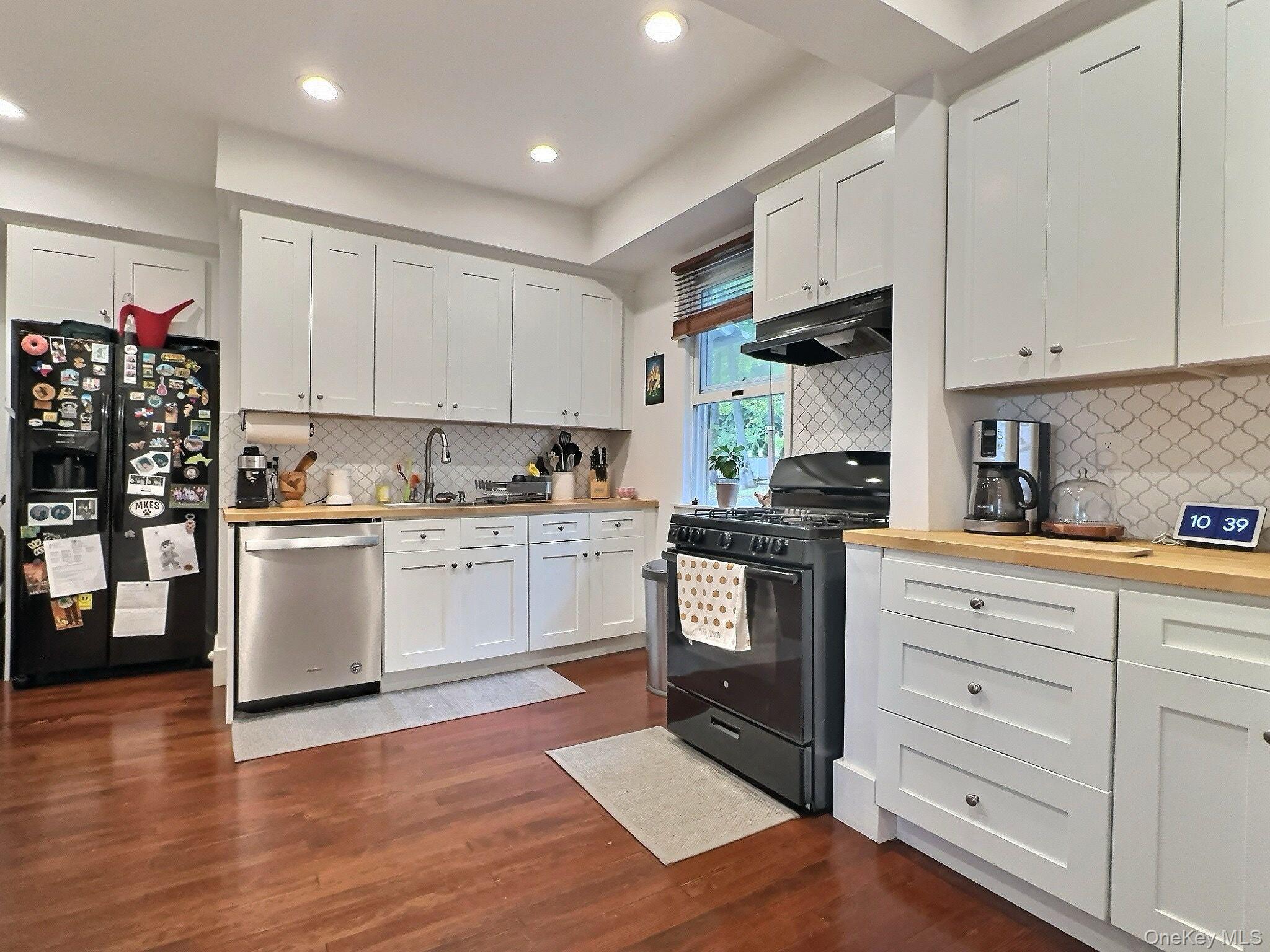 #20 photo, 199 Grove Street, Mount Kisco , NY 10549