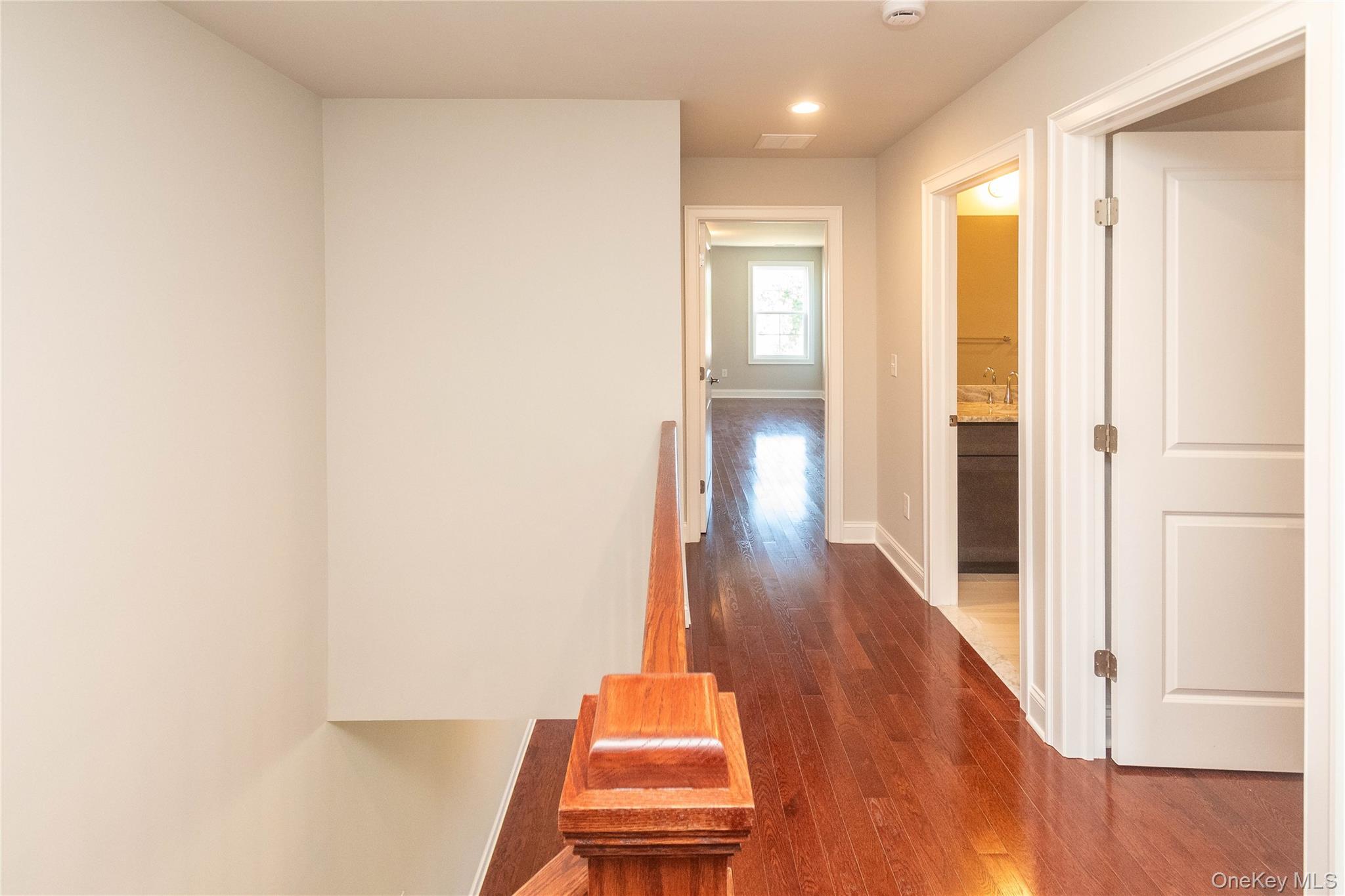 #19 photo, 128 Hudson View Terrace, Hyde Park , NY 12538