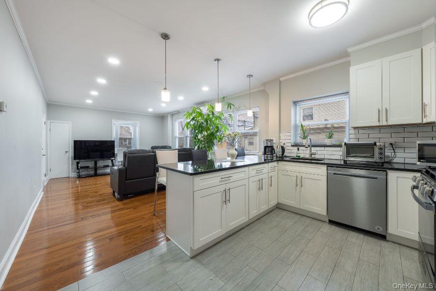 #9 photo, 22610 147th Avenue, クイーンズ区 Springfield Gardens , NY 11413