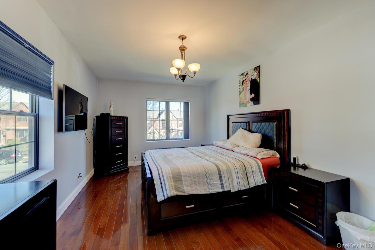 #18 photo, 67-54 Groton Street, Forest Hills , NY 11375