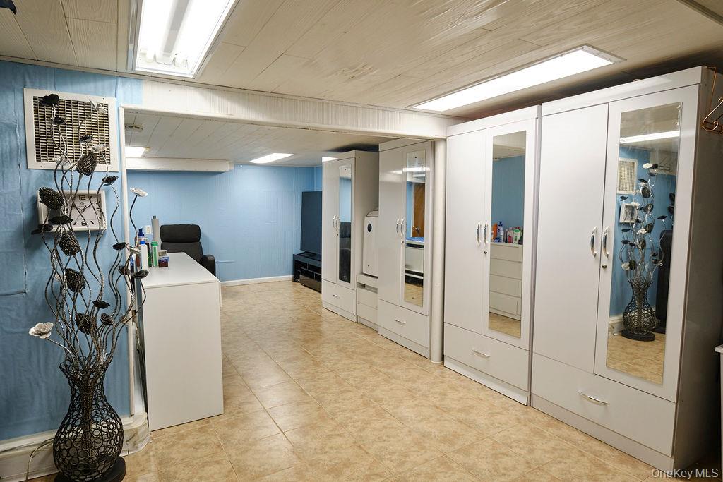 #13 photo, 23009 87th Avenue, Queens Village , NY 11427