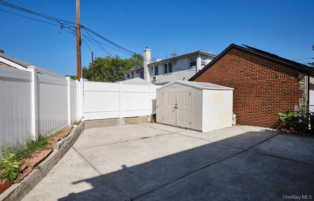 #19 photo, 23009 87th Avenue, Queens Village , NY 11427