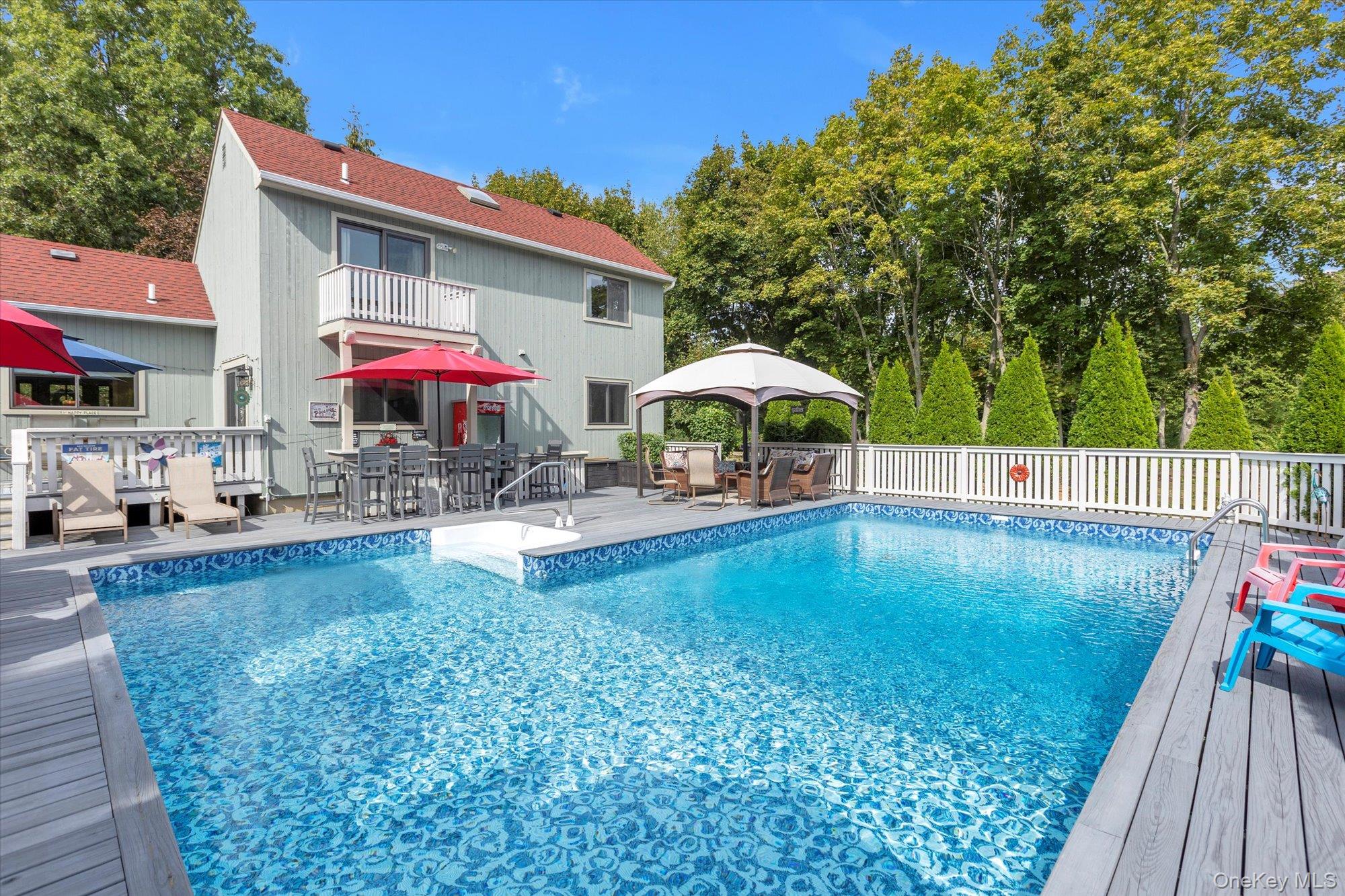 #1 photo, 7 Eileen Circle, サフォーク郡 Jamesport , NY 11947