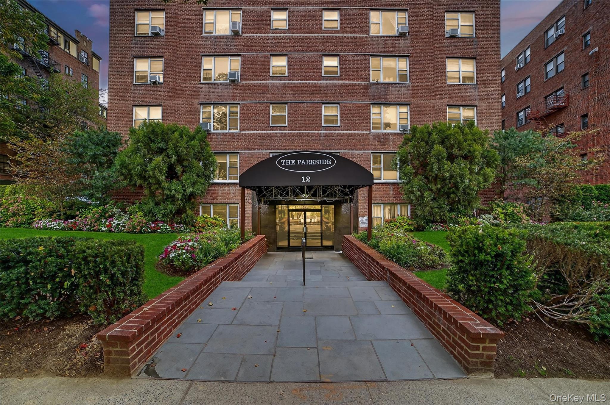 #5 photo, 12 Westchester Avenue, White Plains , NY 10601