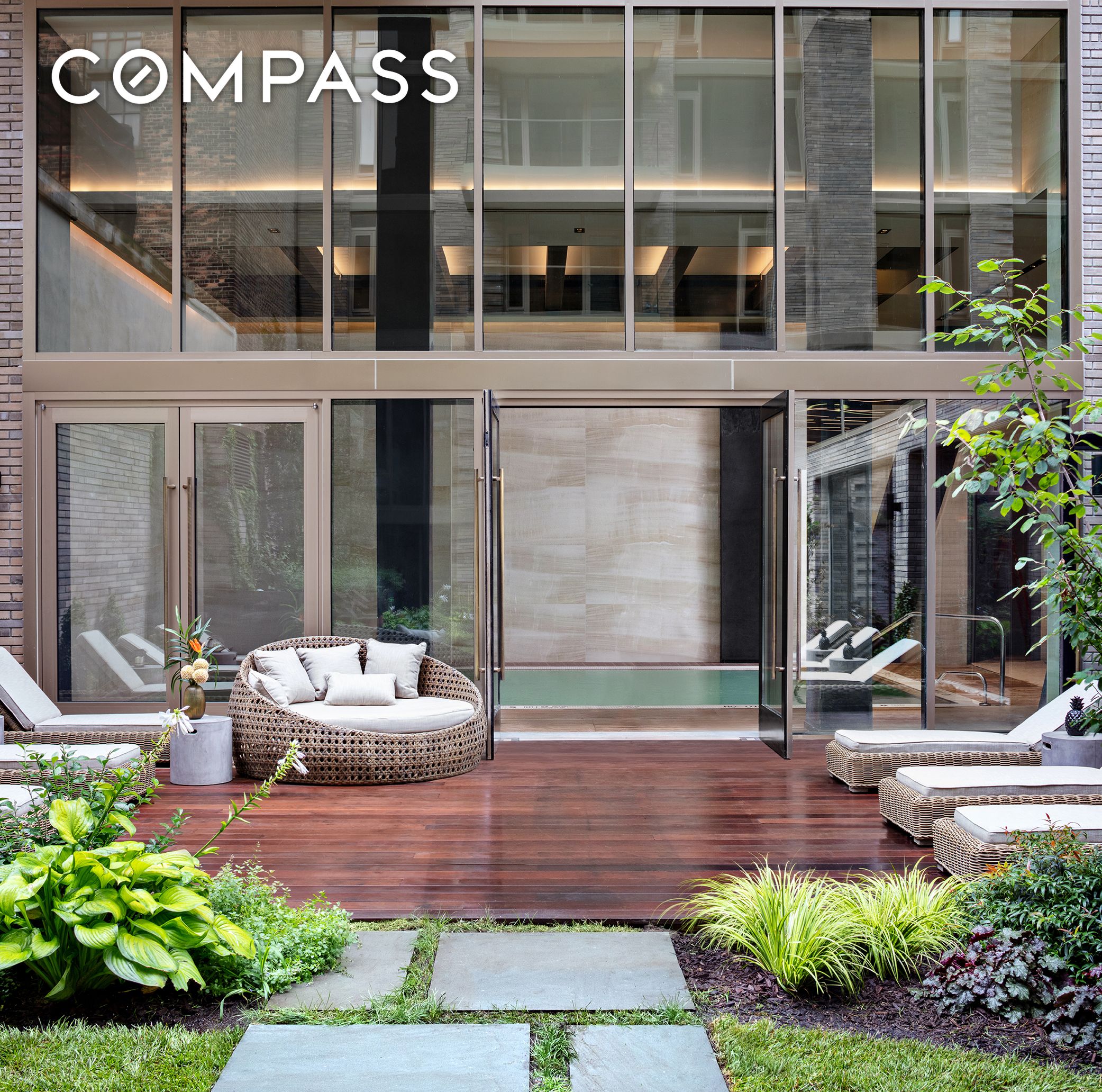 #15 photo, 505-513 W 43rd Street, マンハッタン Hell's Kitchen , NY 10036