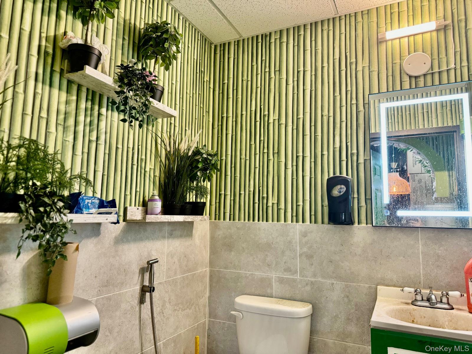 #10 photo, 213-02 42nd Avenue, Bayside , NY 11361