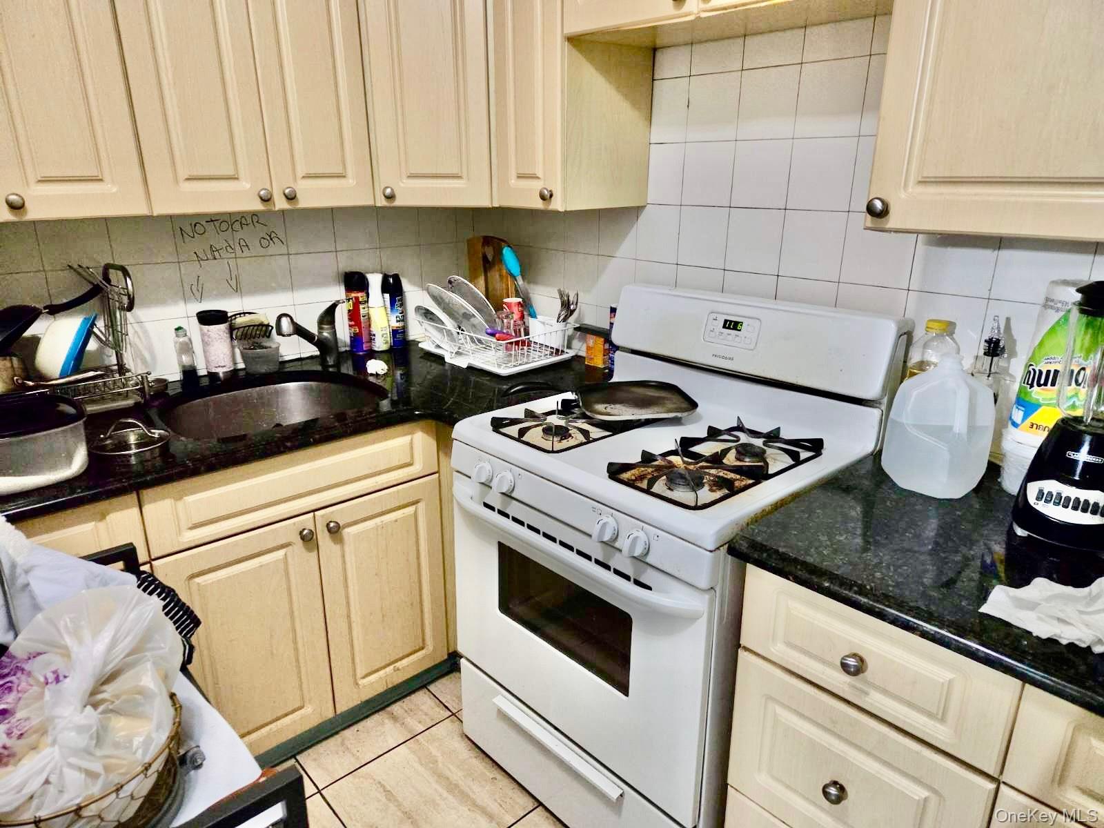 #8 photo, 91-15 188th Street, クイーンズ区 Jamaica , NY 11423