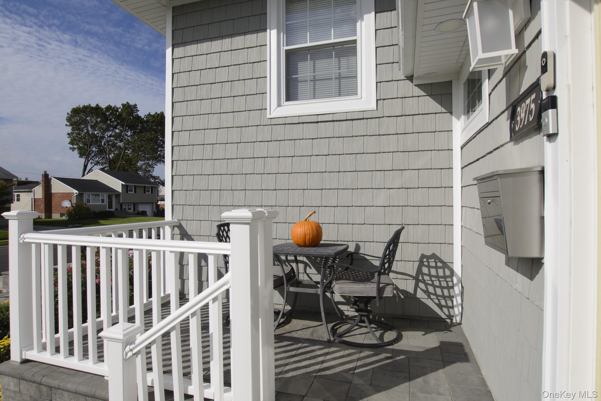 #13 photo, 3975 Anne Drive, מחוז נסאו Seaford , NY 11783