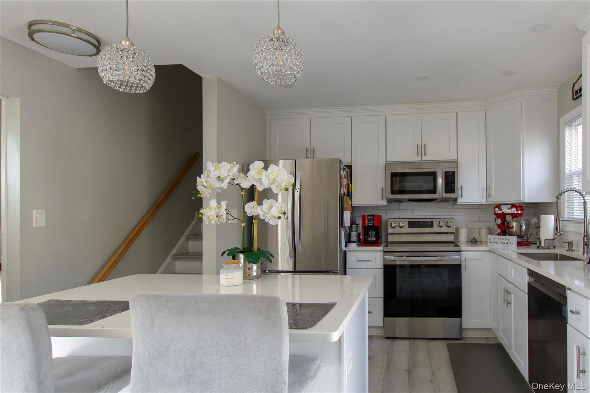 #3 photo, 3975 Anne Drive, מחוז נסאו Seaford , NY 11783