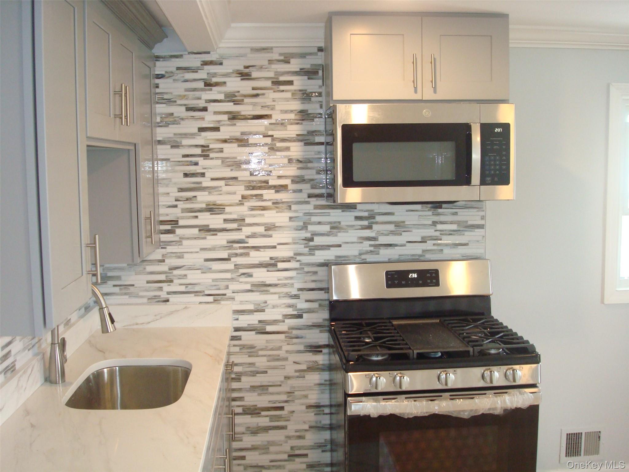 #3 photo, Uniondale, Uniondale , NY 11553