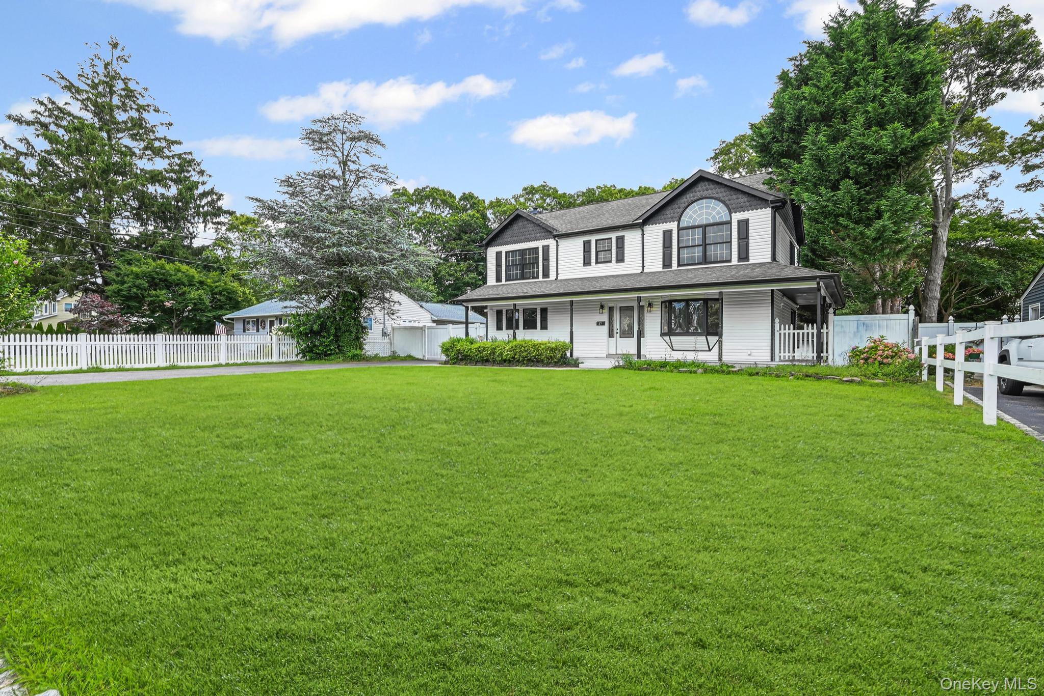 #3 photo, 47 Yuma Lane, East Islip , NY 11730