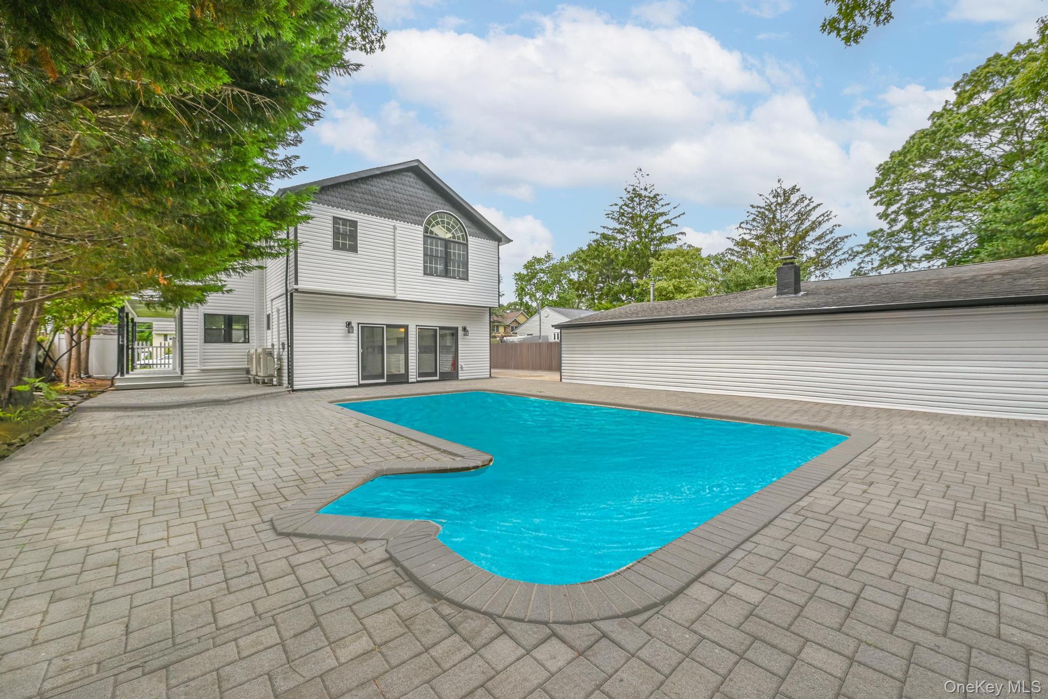 #6 photo, 47 Yuma Lane, East Islip , NY 11730