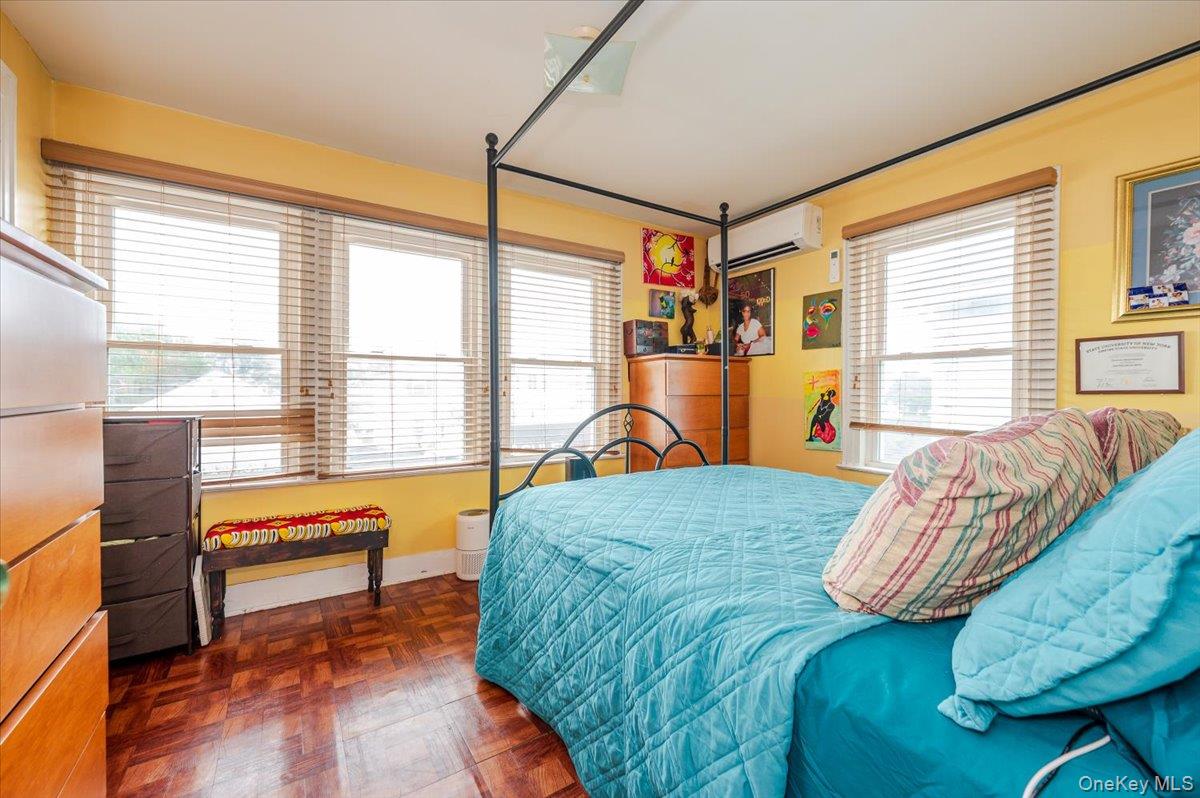 #11 photo, 174 Hoffman Avenue, Elmont , NY 11003