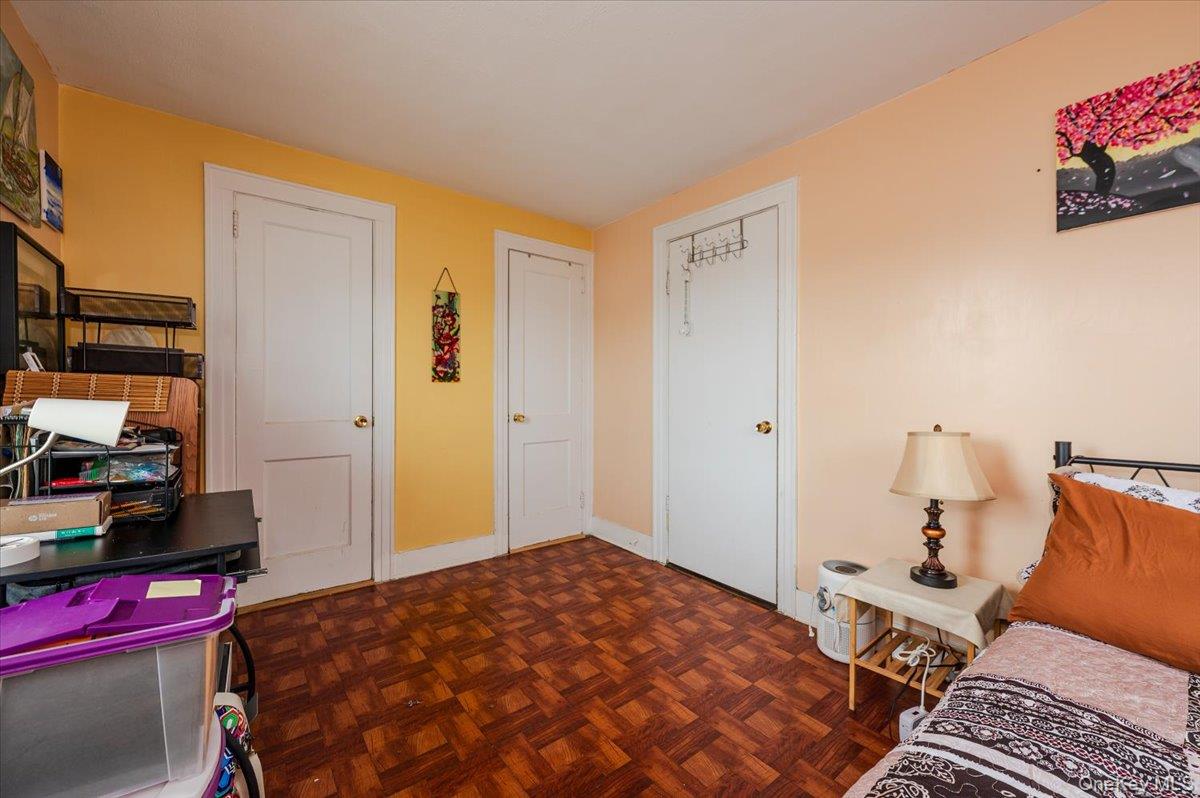 #13 photo, 174 Hoffman Avenue, Elmont , NY 11003