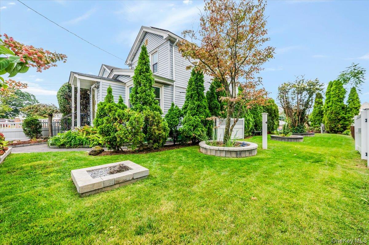 #20 photo, 174 Hoffman Avenue, Elmont , NY 11003