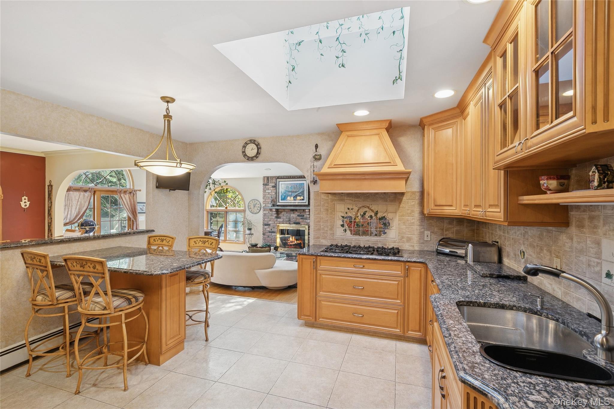 #17 photo, 3 Wood Lane, Plainview , NY 11803