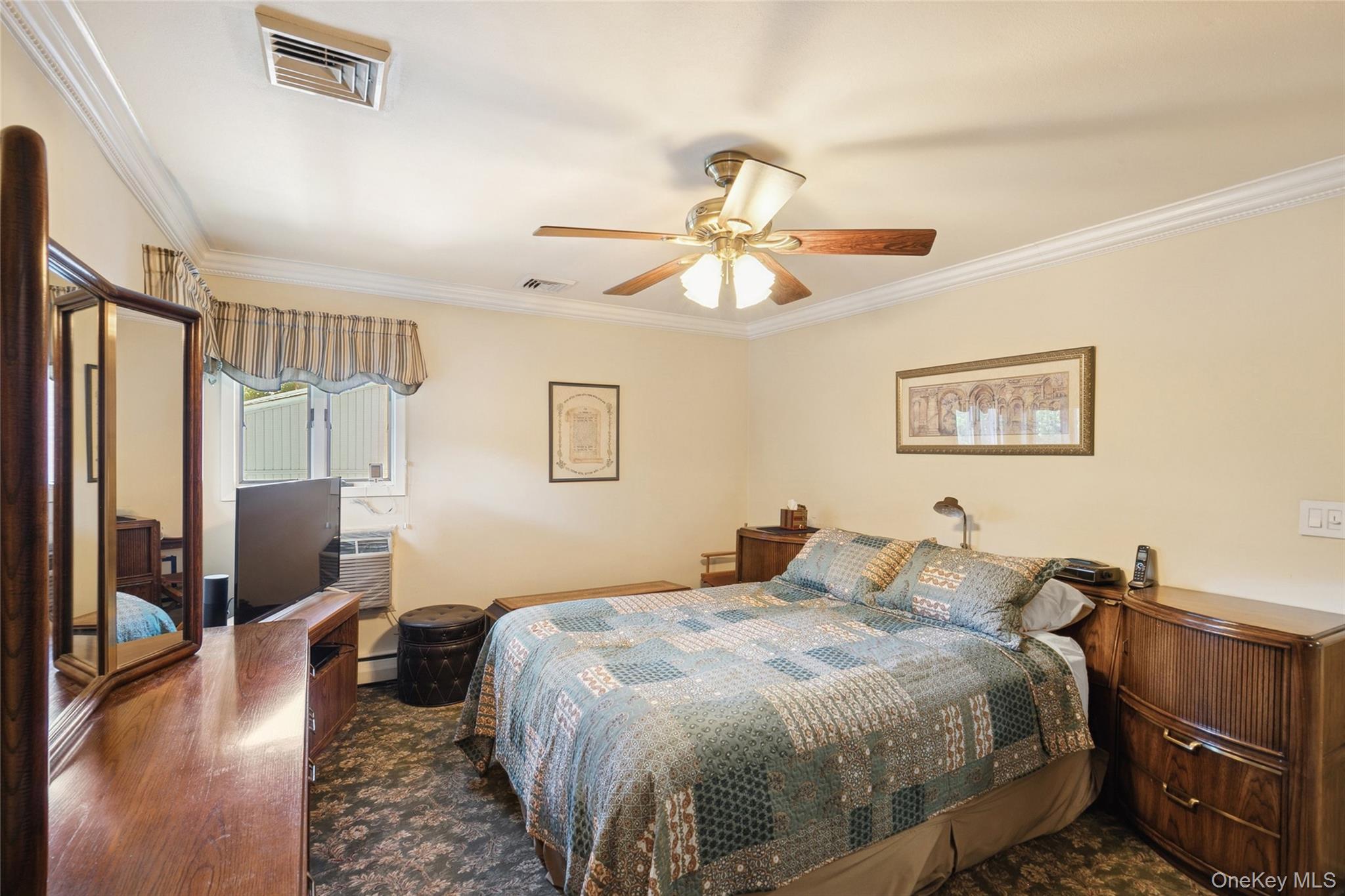 #20 photo, 3 Wood Lane, Plainview , NY 11803