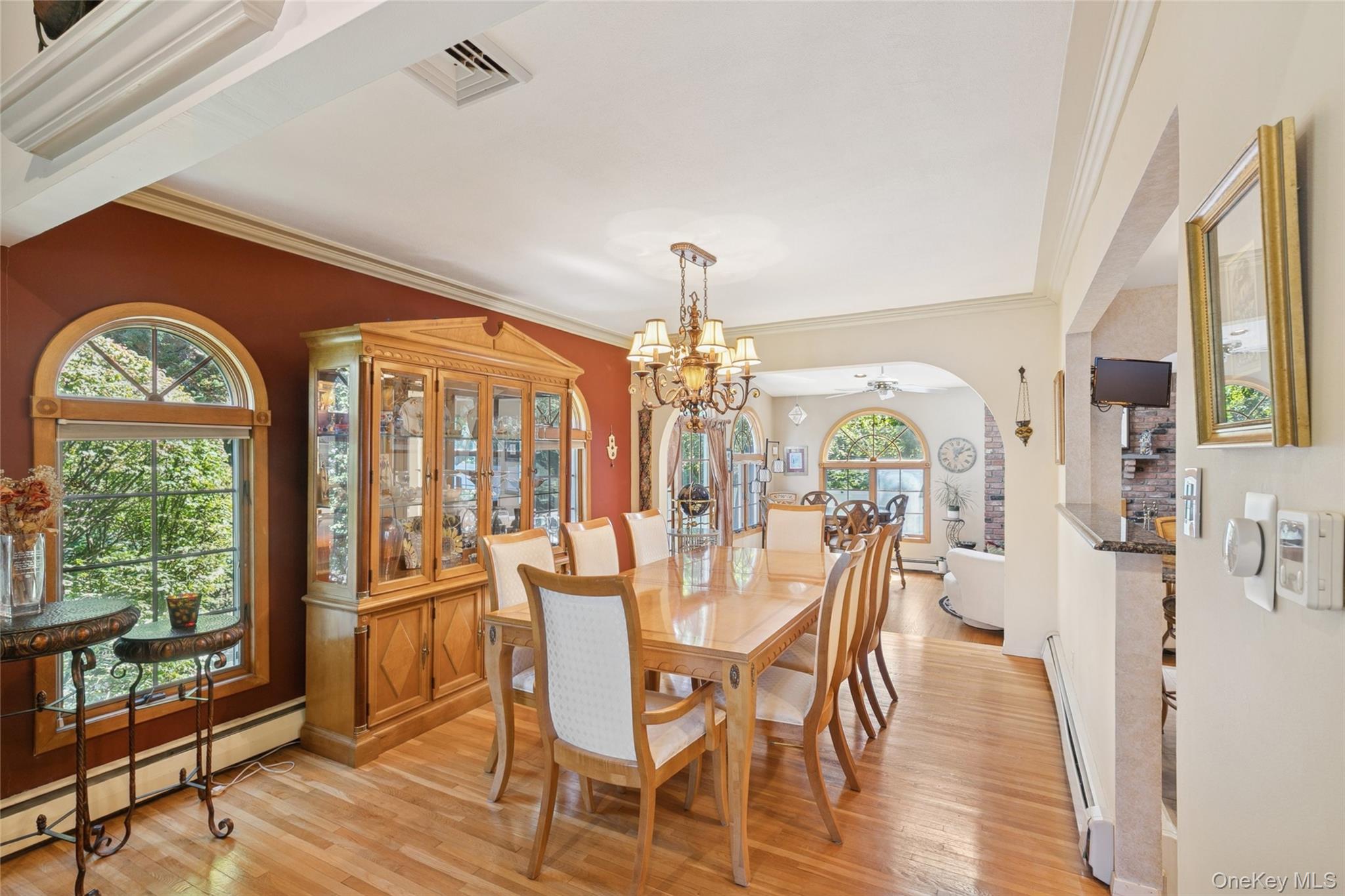 #8 photo, 3 Wood Lane, Plainview , NY 11803