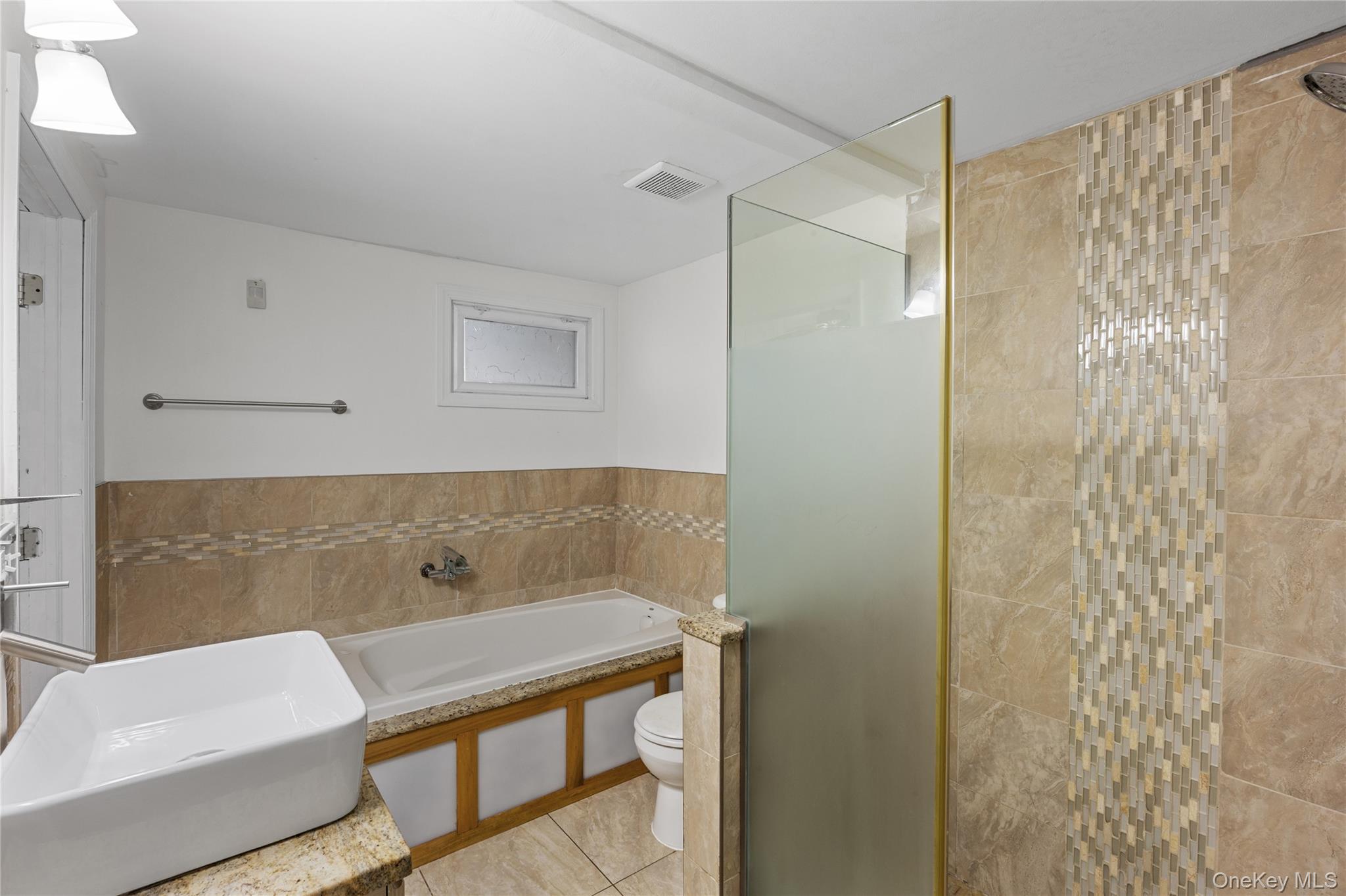 #18 photo, 187 Botsford Street, Hempstead , NY 11550