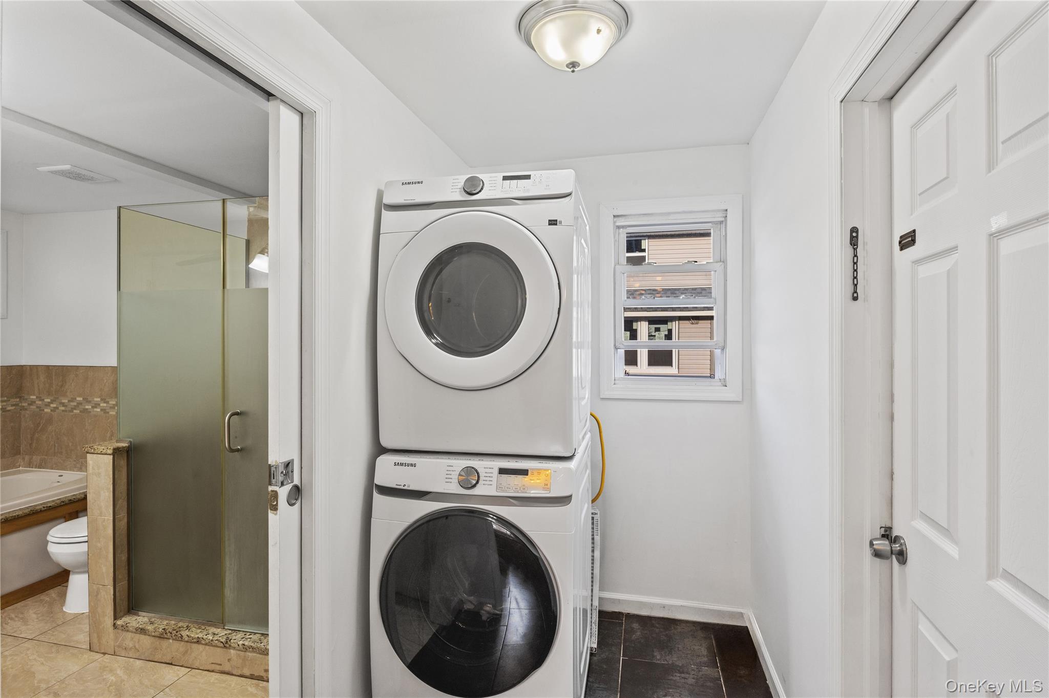 #19 photo, 187 Botsford Street, Hempstead , NY 11550