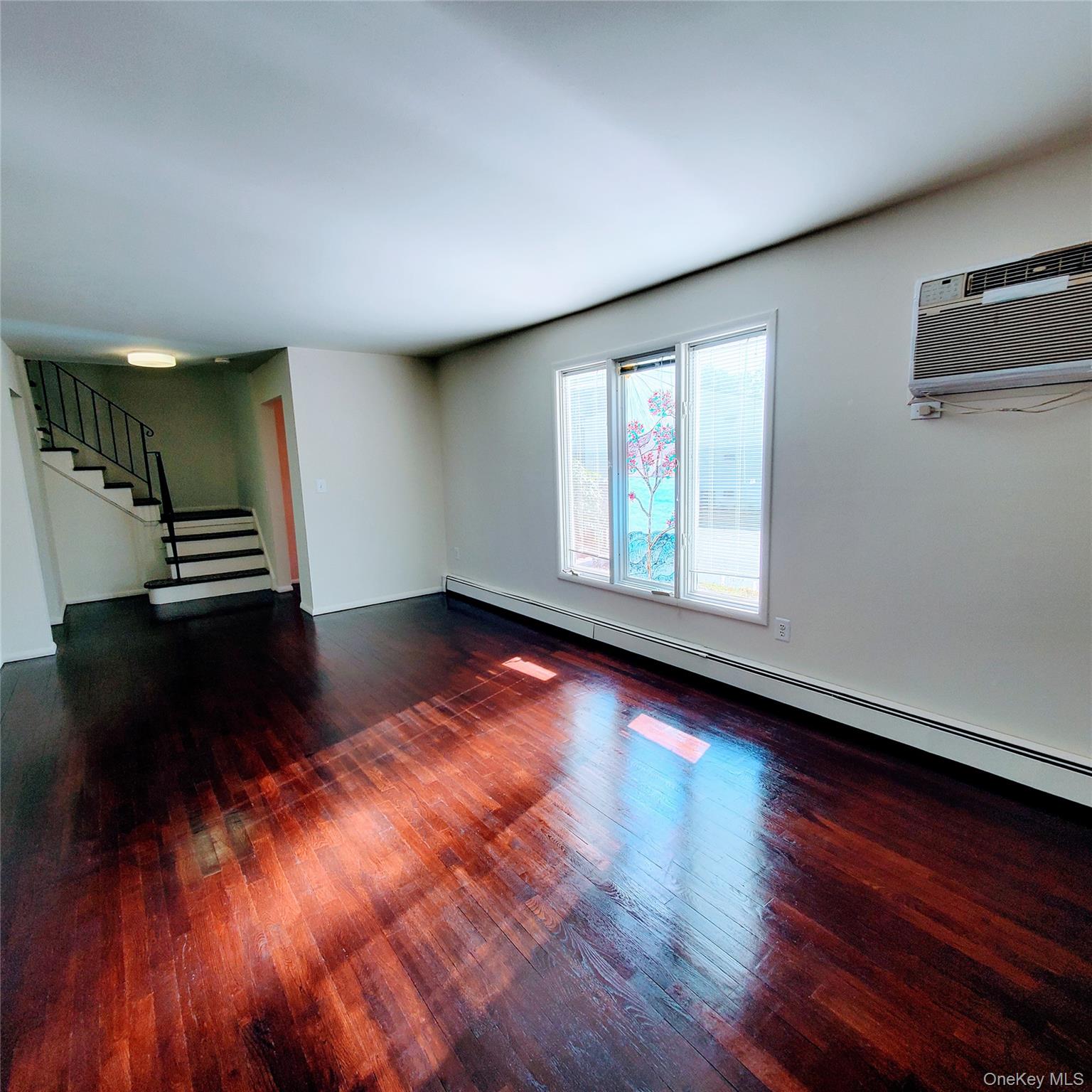 #7 photo, 3 Hook Road, Poughkeepsie , NY 12601