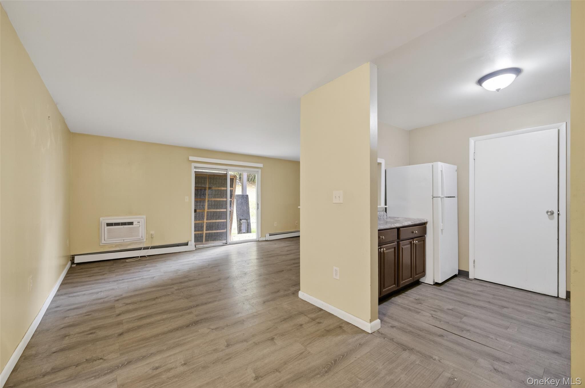 #12 photo, 238 Concord Lane, Middletown , NY 10940