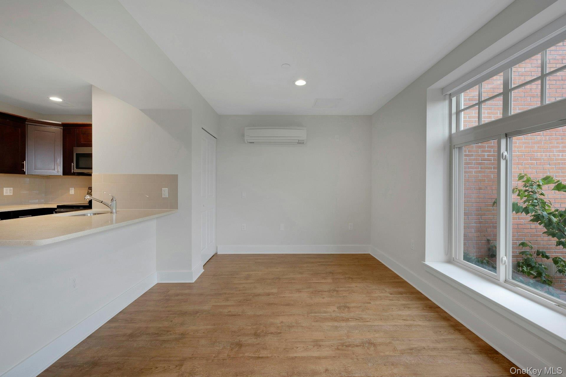 #7 photo, 40 Jackson Avenue, Eastchester , NY 10709