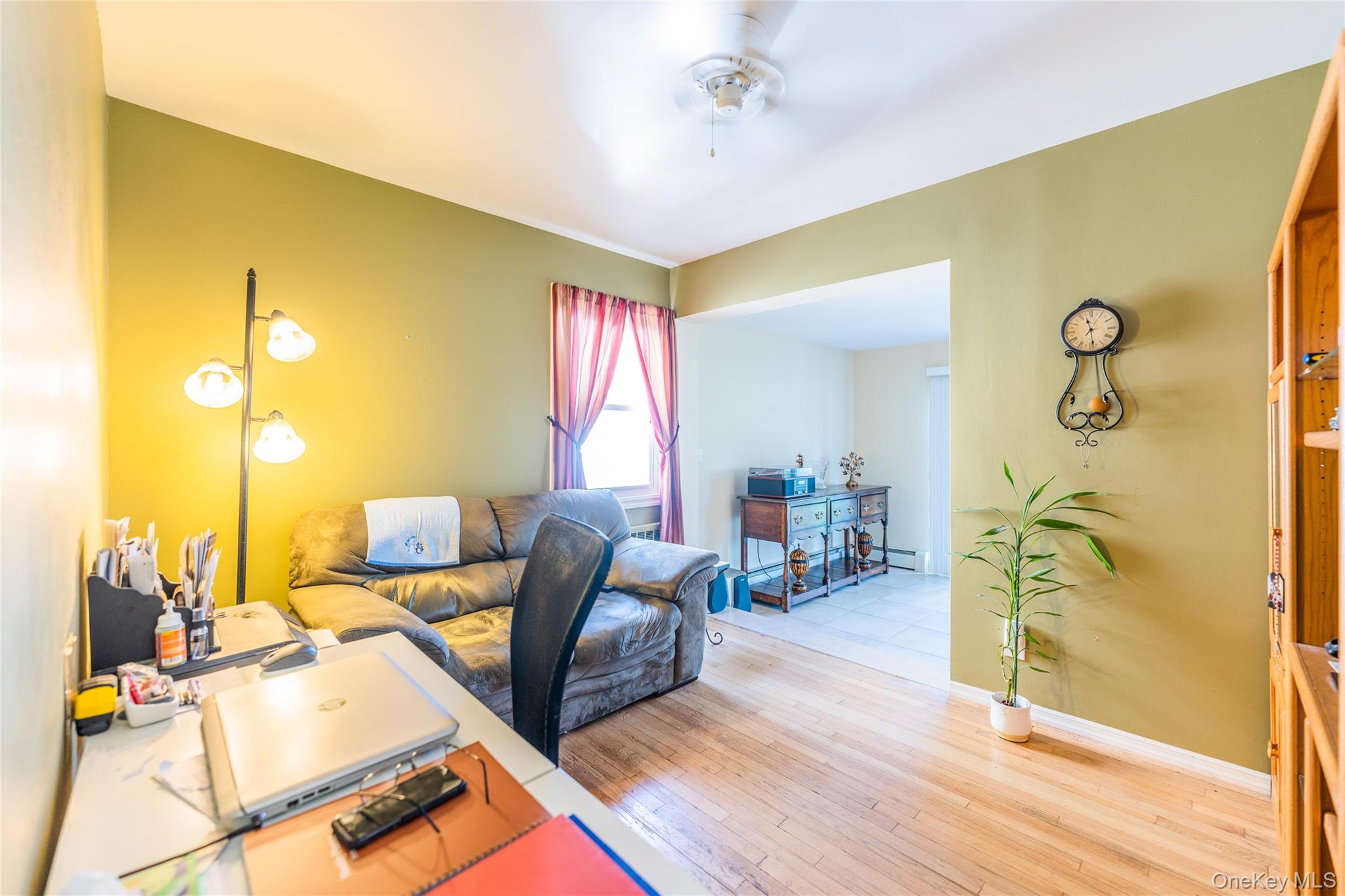 #10 photo, 80-37 259th Street, Glen Oaks , NY 11004