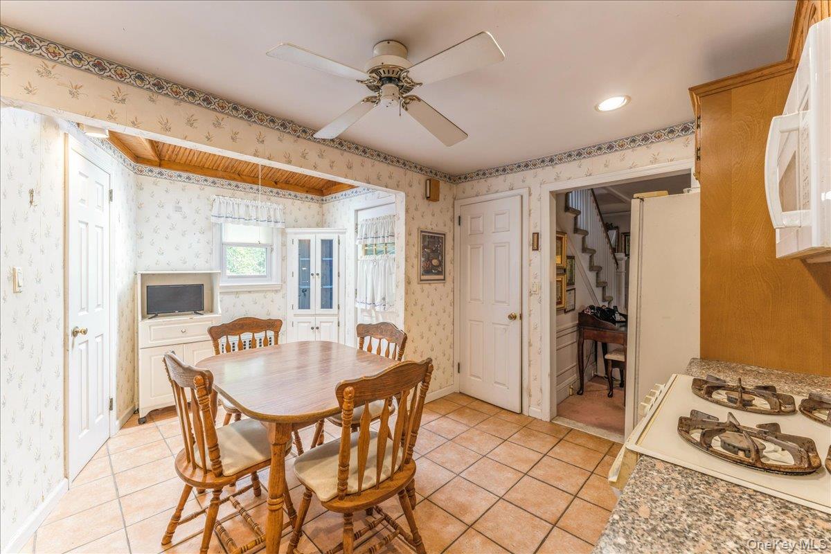 #12 photo, 246 Wellington Road, Mineola , NY 11501