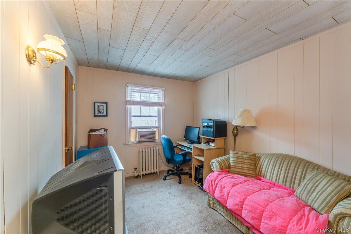 #14 photo, 246 Wellington Road, Mineola , NY 11501