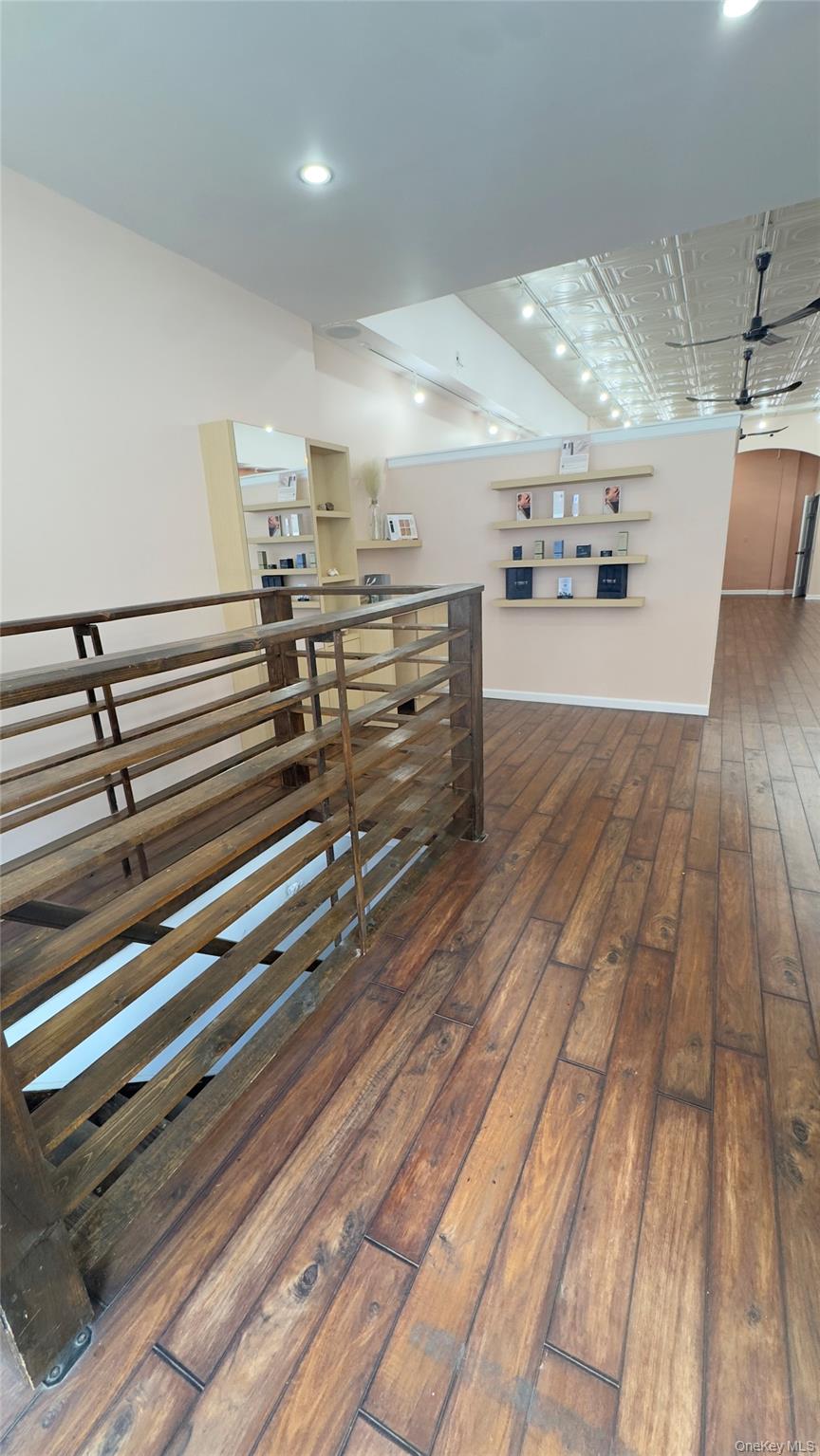 #1 photo, 754 Manhattan Avenue, Brooklyn , NY 11222