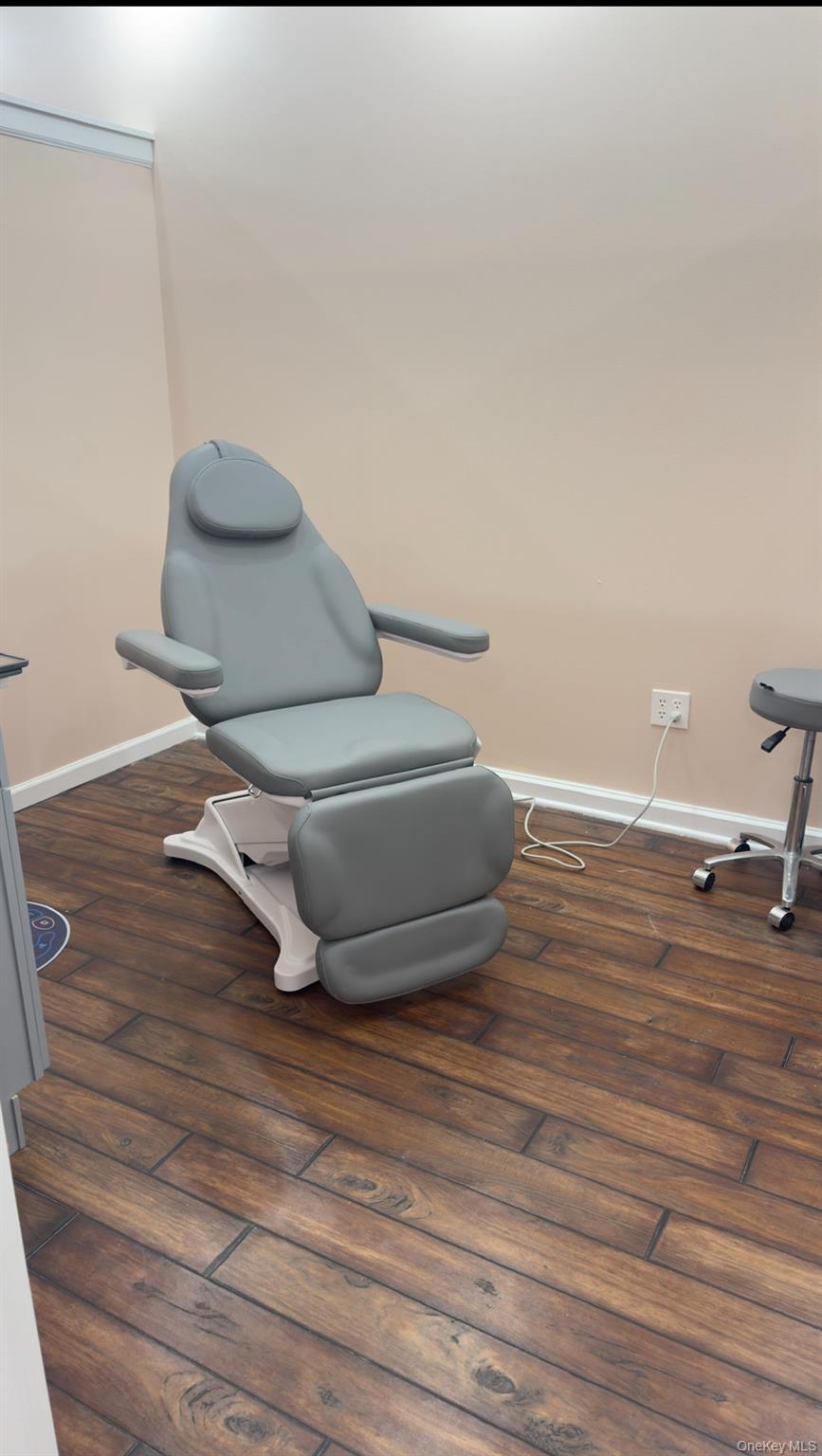 #6 photo, 754 Manhattan Avenue, Brooklyn , NY 11222