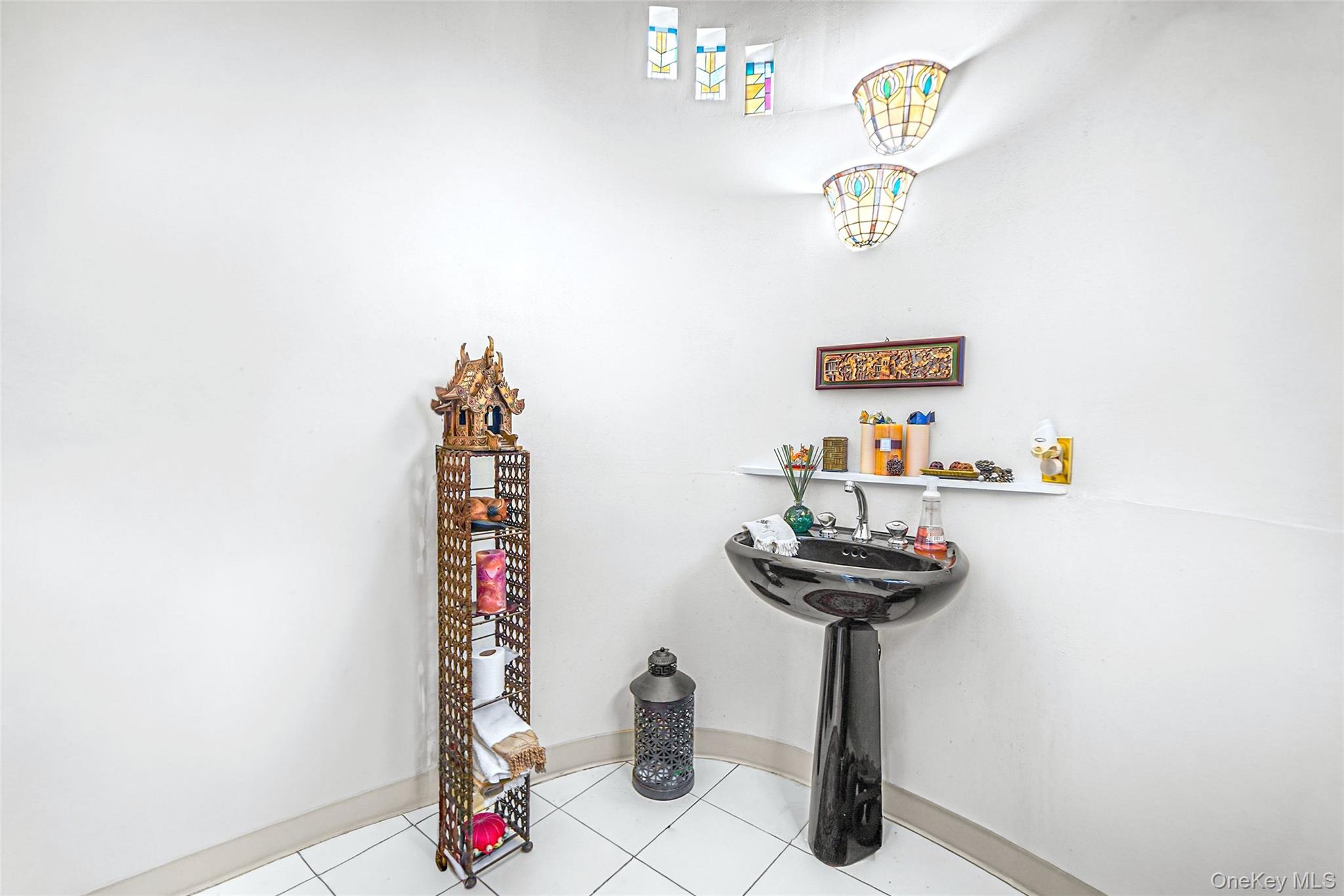 #13 photo, 271 Bread And Cheese Hollow Road, Northport , NY 11768