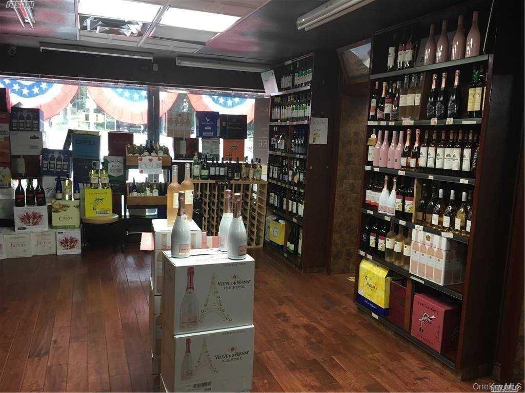 #2 photo, 108-20 Myrtle Avenue Street, Richmond Hill , NY 11418