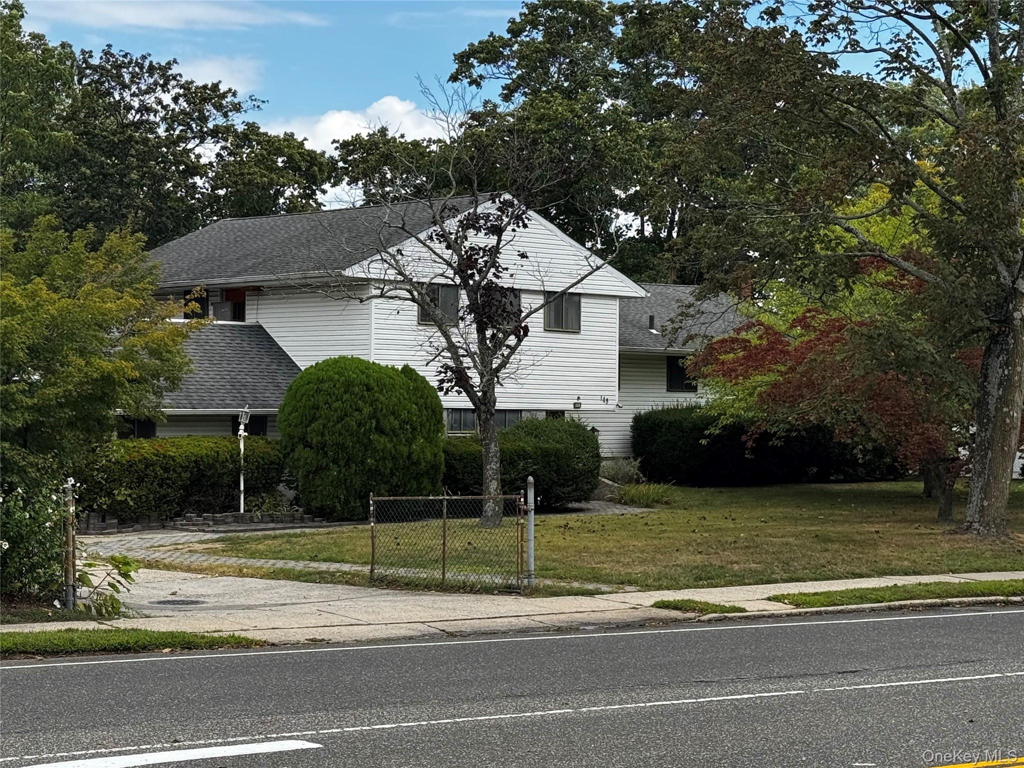 #1 photo, 149 Phelps Lane, North Babylon , NY 11703