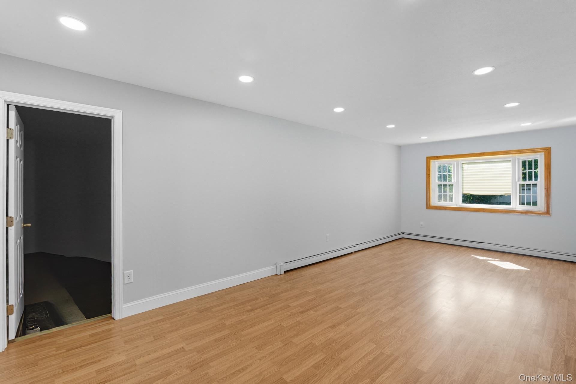 #10 photo, 87 Bellwood Avenue, South Setauket , NY 11720