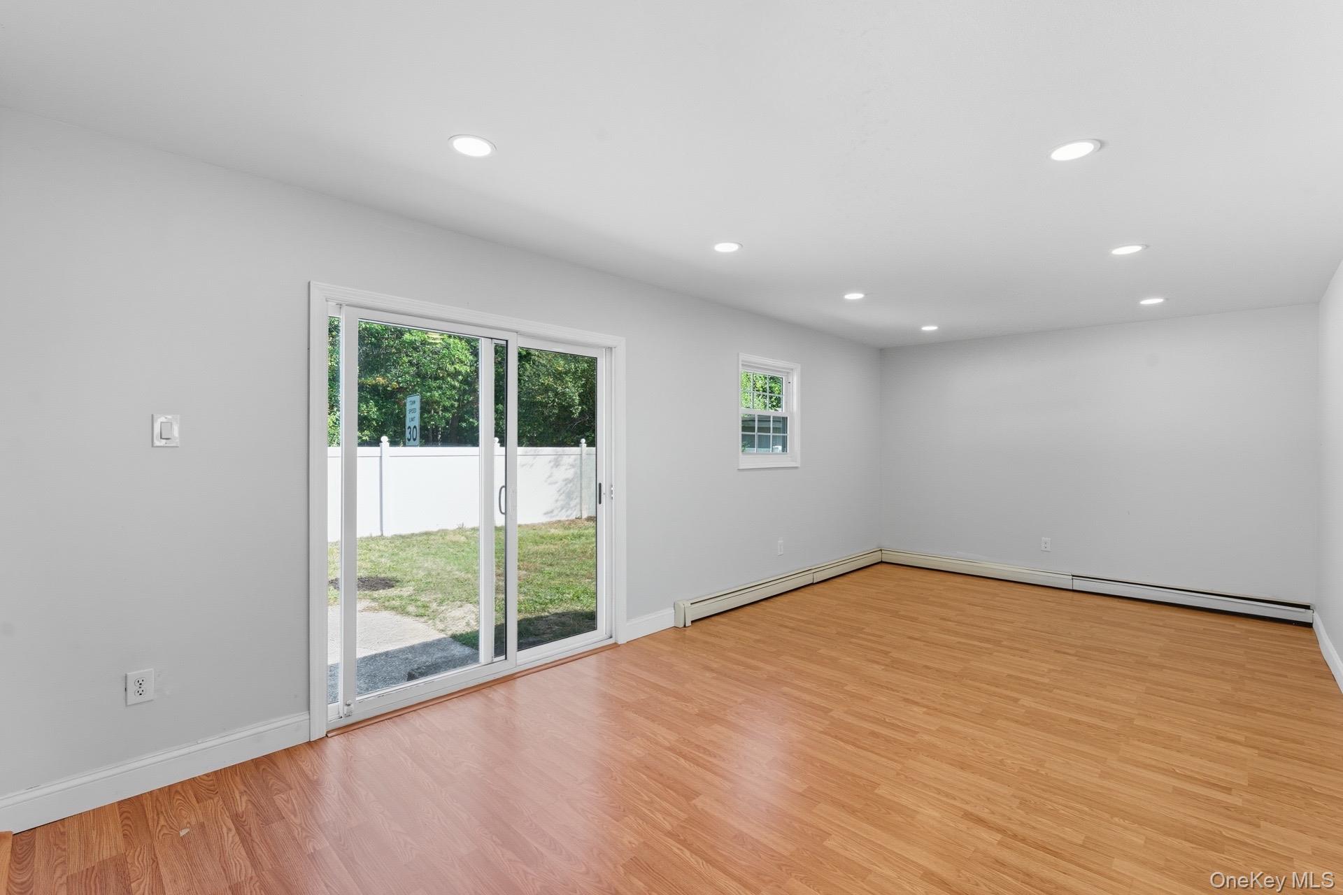 #12 photo, 87 Bellwood Avenue, South Setauket , NY 11720