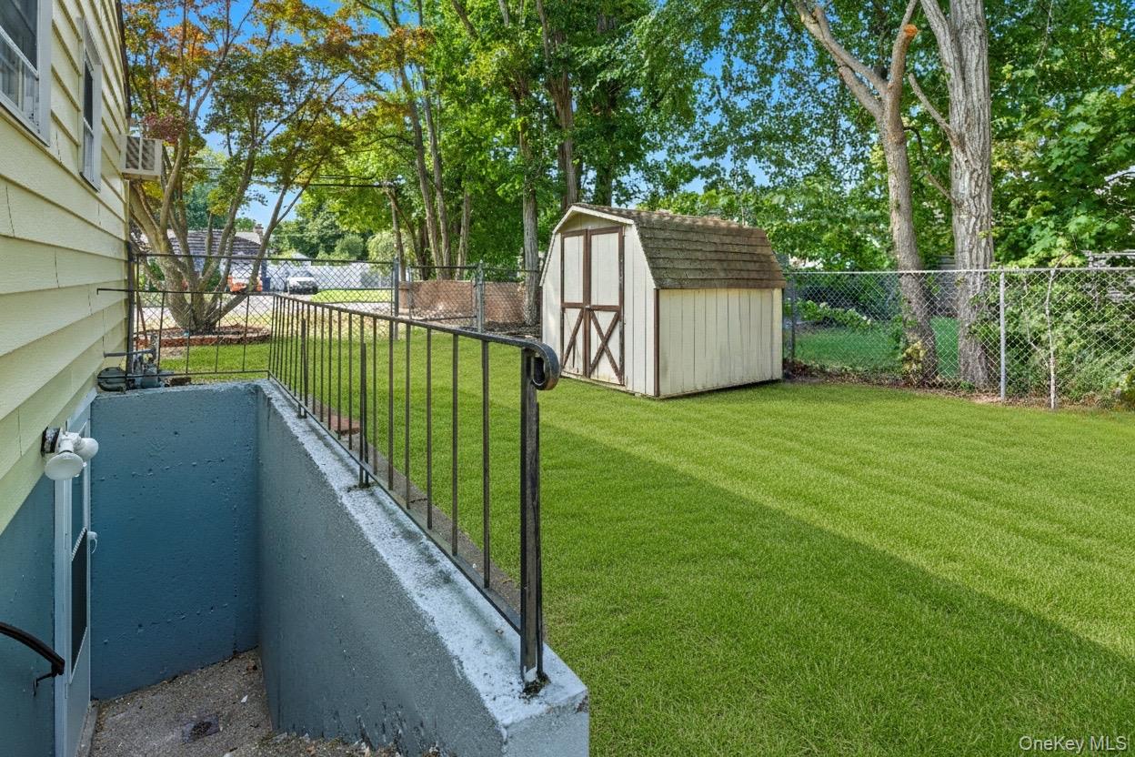 #7 photo, 87 Bellwood Avenue, South Setauket , NY 11720