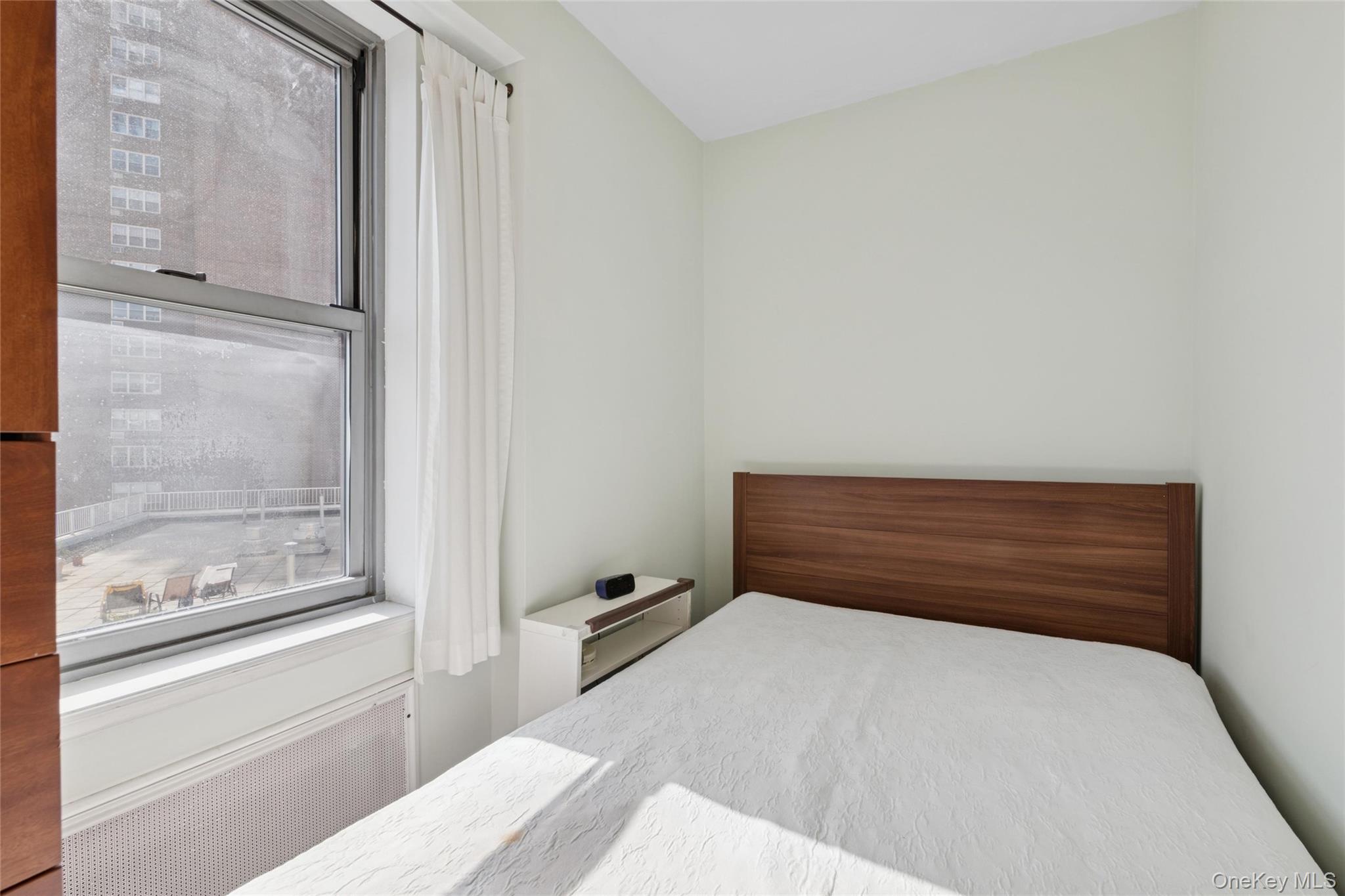 #10 photo, 125-10 Queens Boulevard, クイーンズ区 Kew Gardens , NY 11415