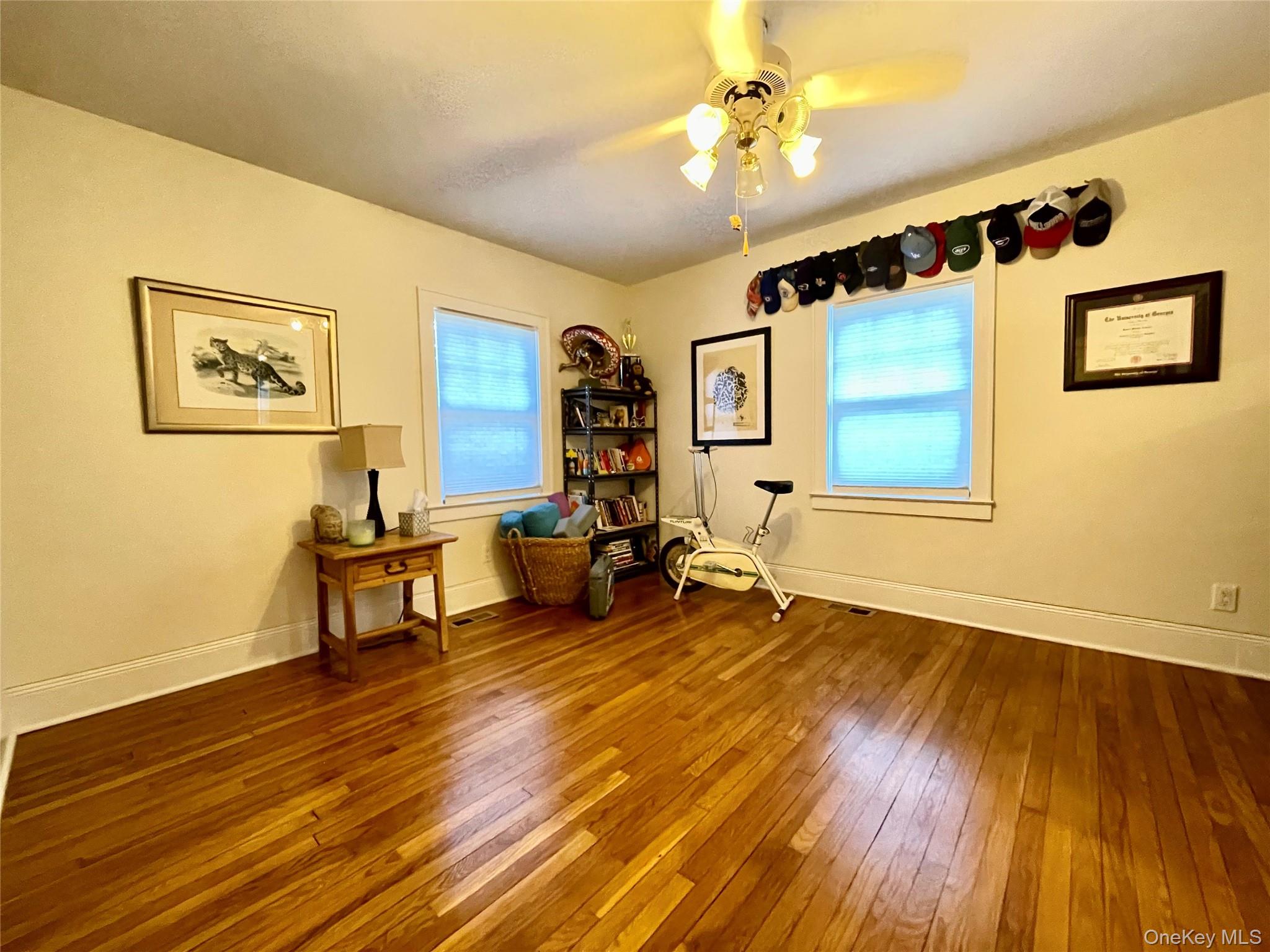 #15 photo, 4 Hillside Court, Huntington Bay , NY 11743