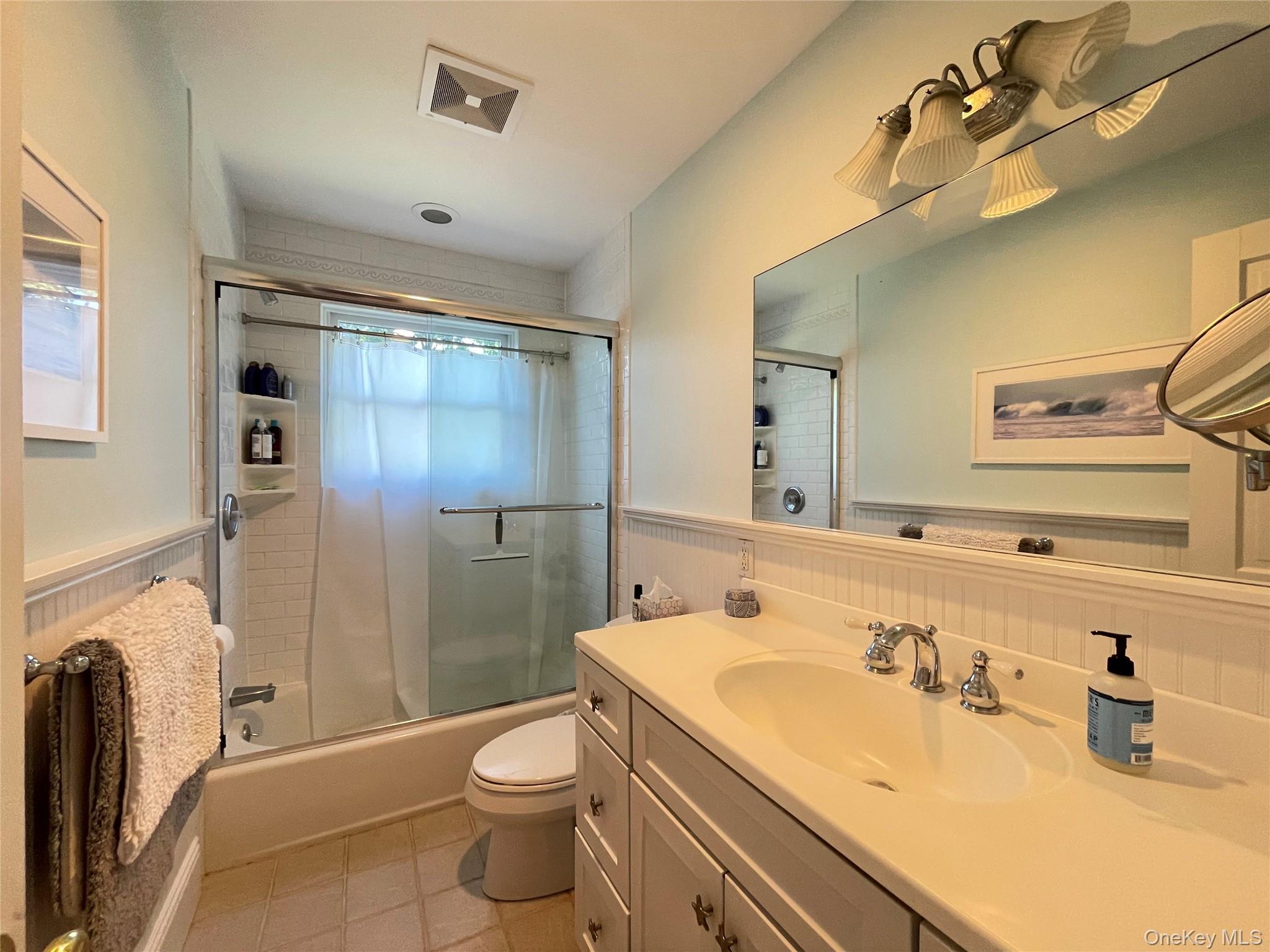 #17 photo, 4 Hillside Court, Huntington Bay , NY 11743