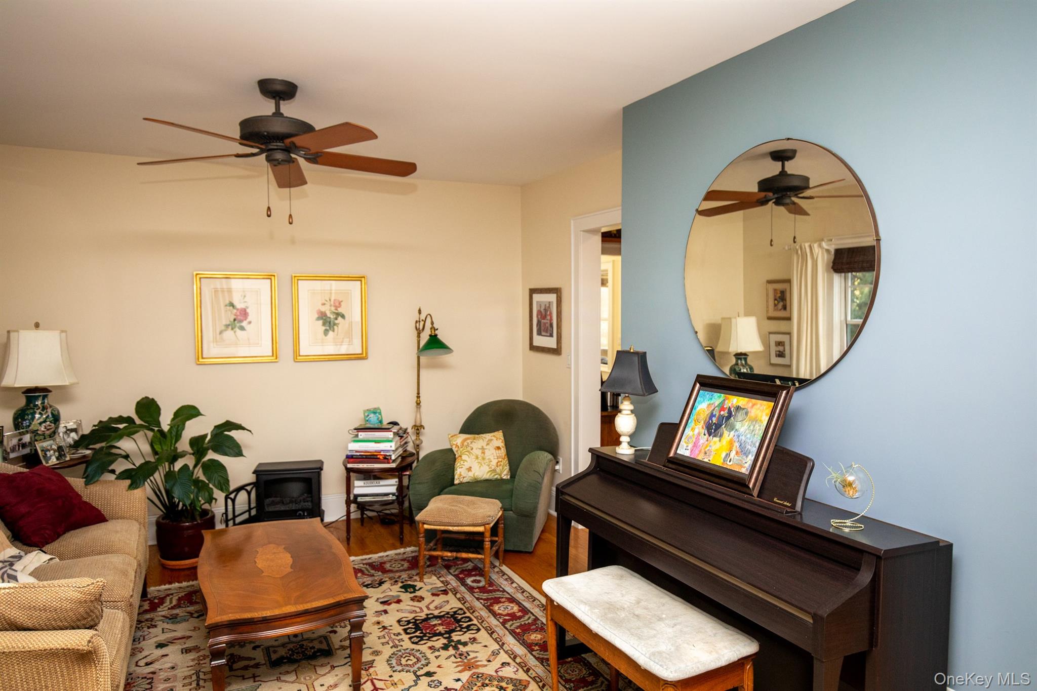 #3 photo, 4 Hillside Court, Huntington Bay , NY 11743