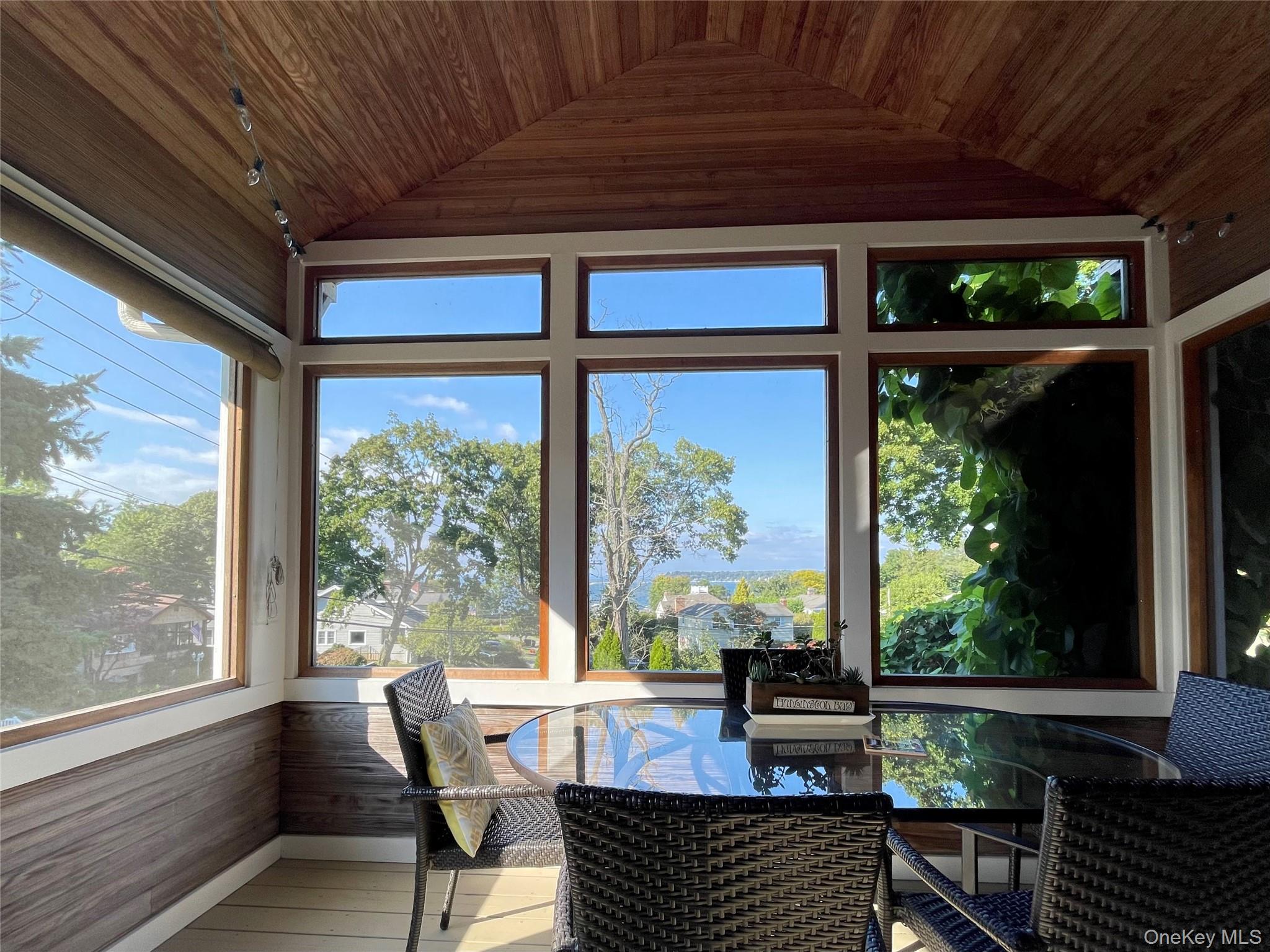 #5 photo, 4 Hillside Court, Huntington Bay , NY 11743