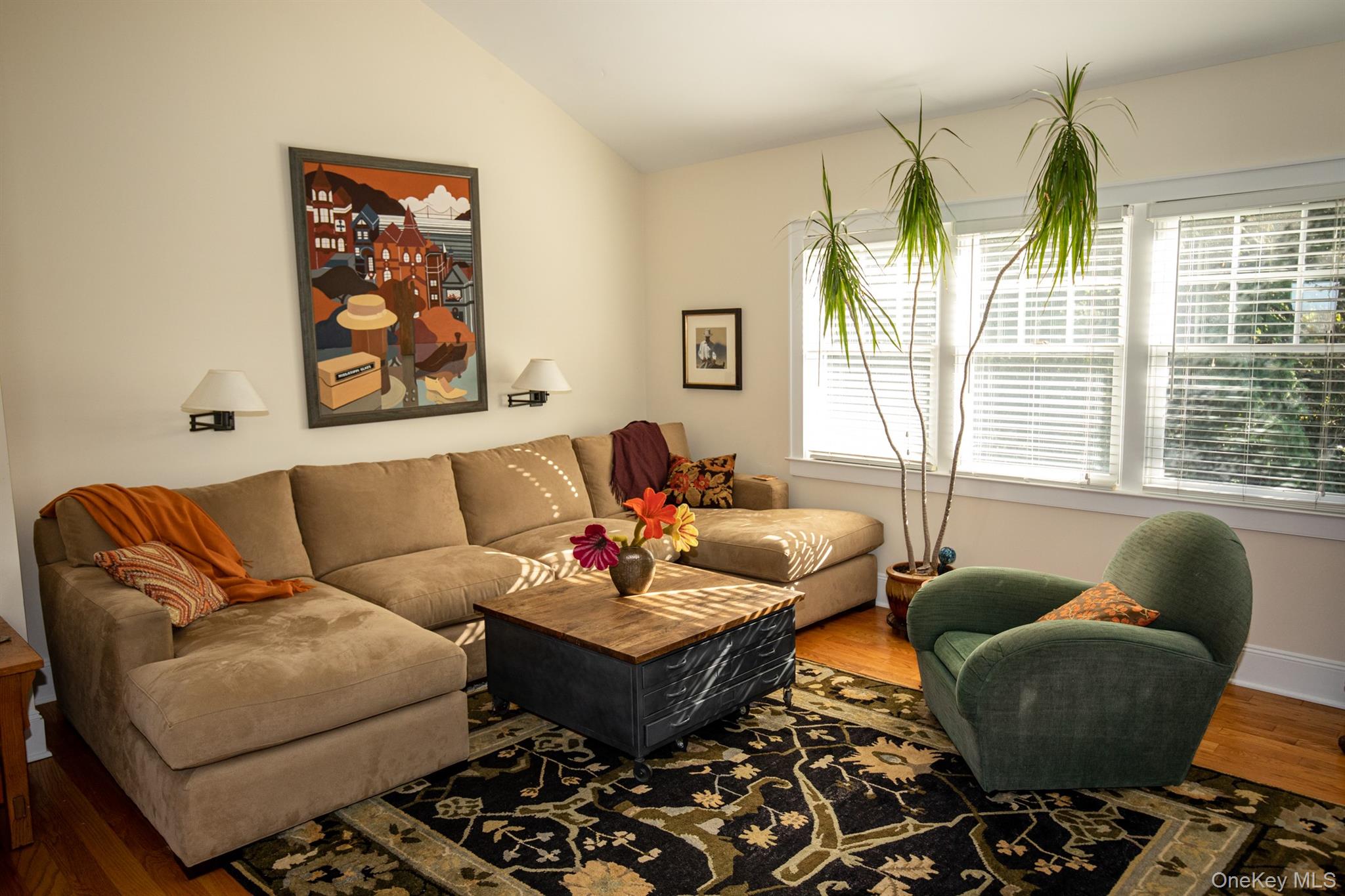 #7 photo, 4 Hillside Court, Huntington Bay , NY 11743