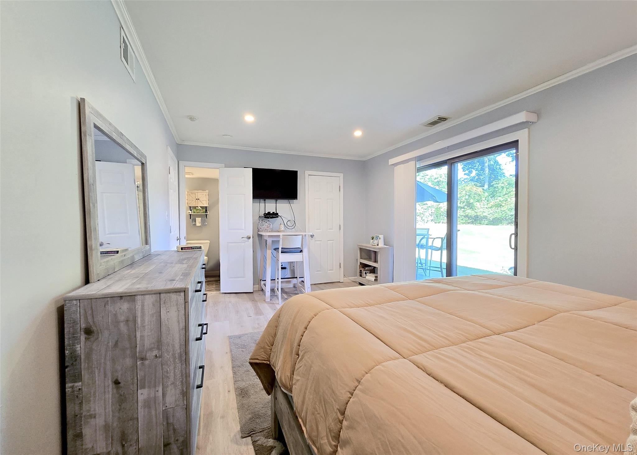 #10 photo, 115 Bailey Court, Middle Island , NY 11953