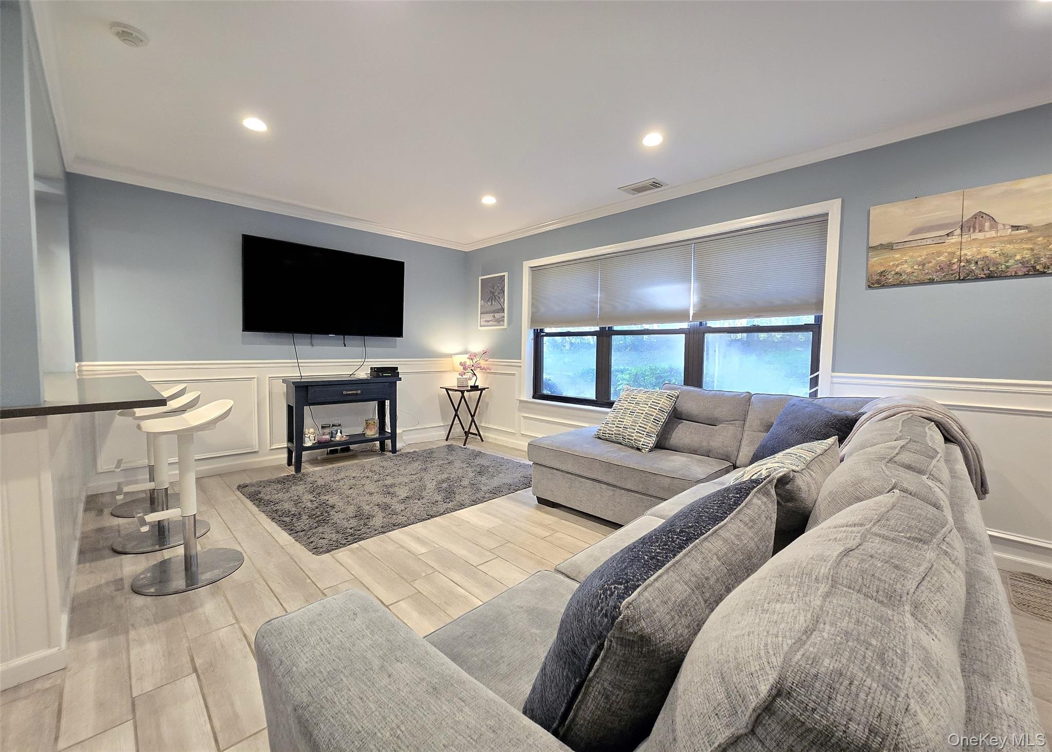 #4 photo, 115 Bailey Court, Middle Island , NY 11953