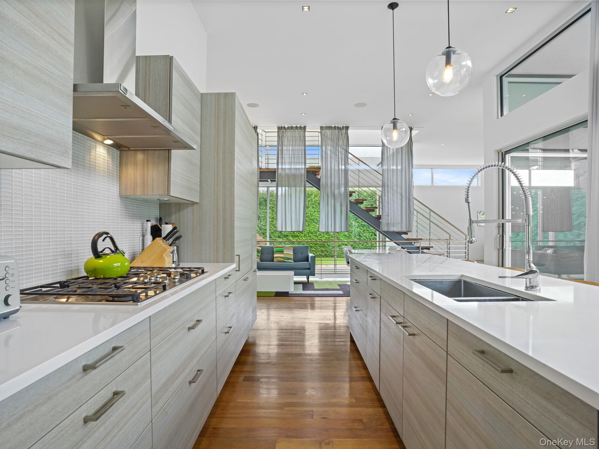 #10 photo, Southampton, Southampton , NY 11968