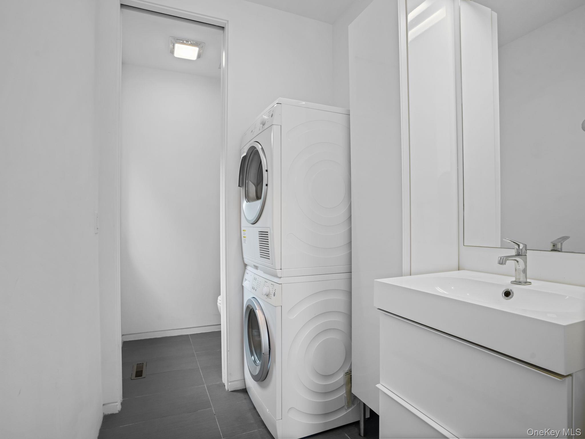 #14 photo, Southampton, Southampton , NY 11968